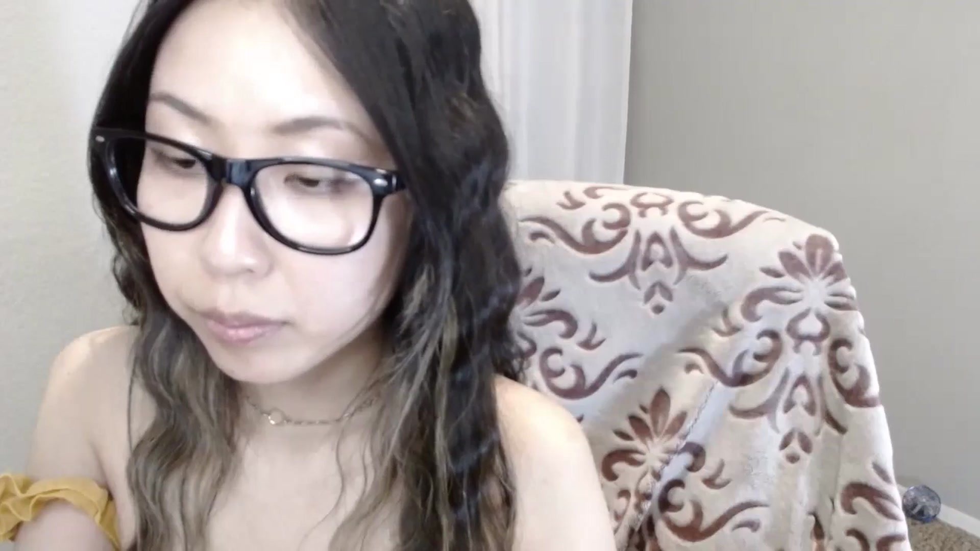 Gallery image thumbnail from MinaBae's myfreecams stream on, 10/31/2024, 08:30 image 13 of 20