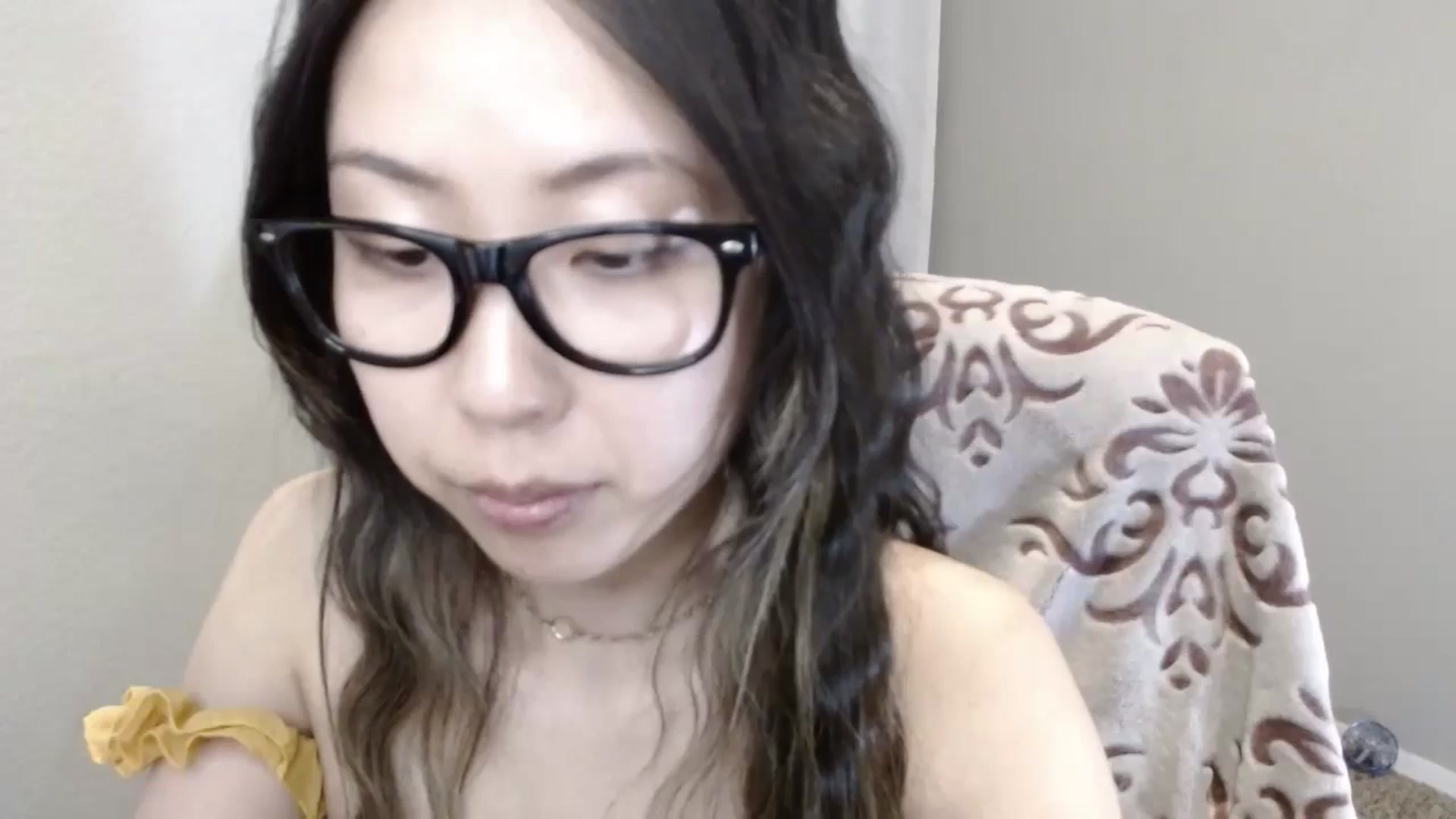 Gallery image thumbnail from MinaBae's myfreecams stream on, 10/31/2024, 08:30 image 14 of 20