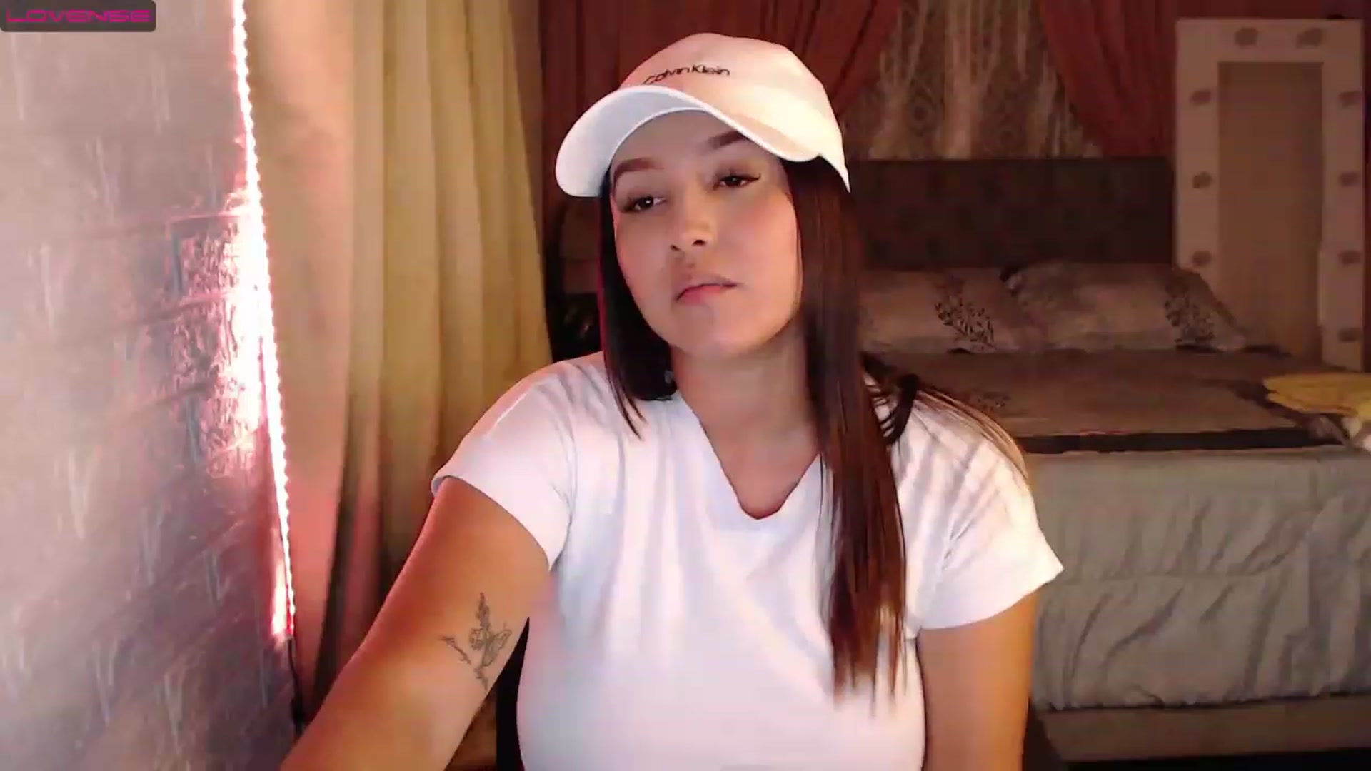 Gallery image thumbnail from Mina_rhoades's myfreecams stream on, 02/11/2023, 06:58 image 19 of 20