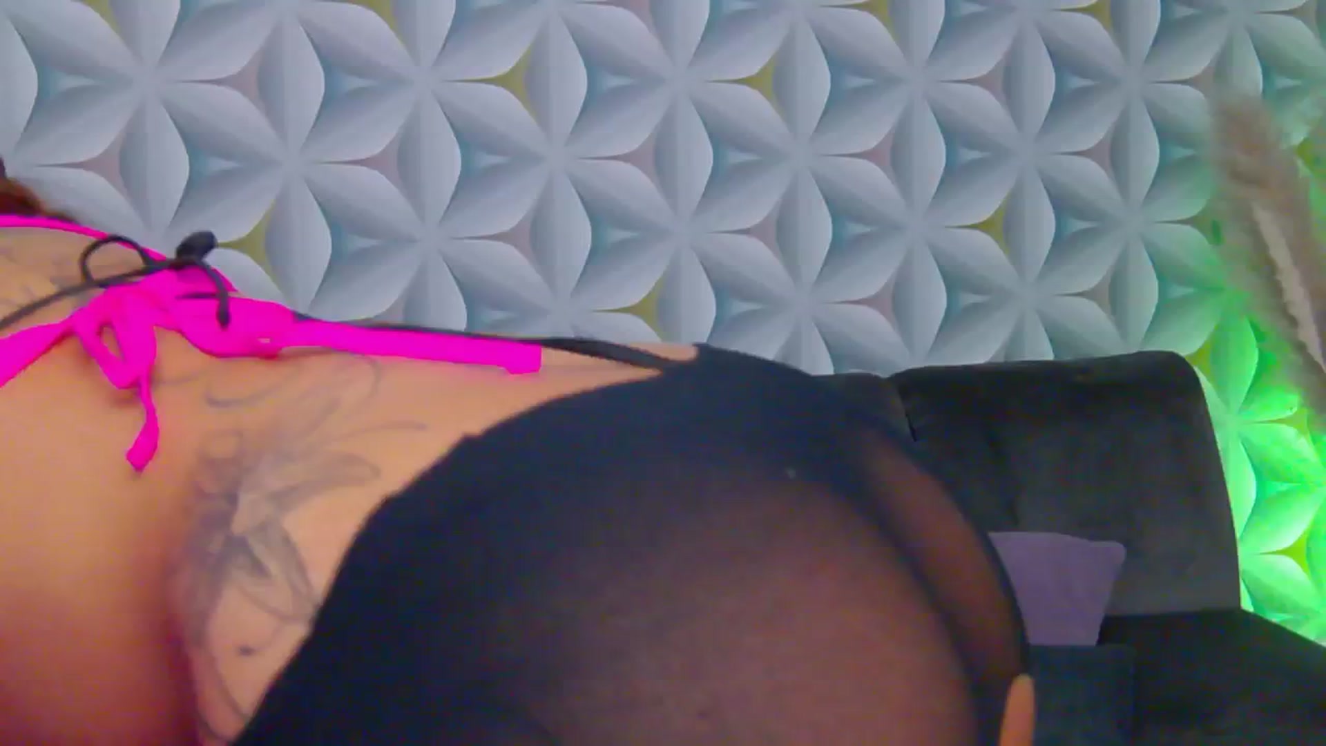 Gallery image thumbnail from MinasVibe's myfreecams stream on, 03/13/2026, 11:23 image 15 of 20