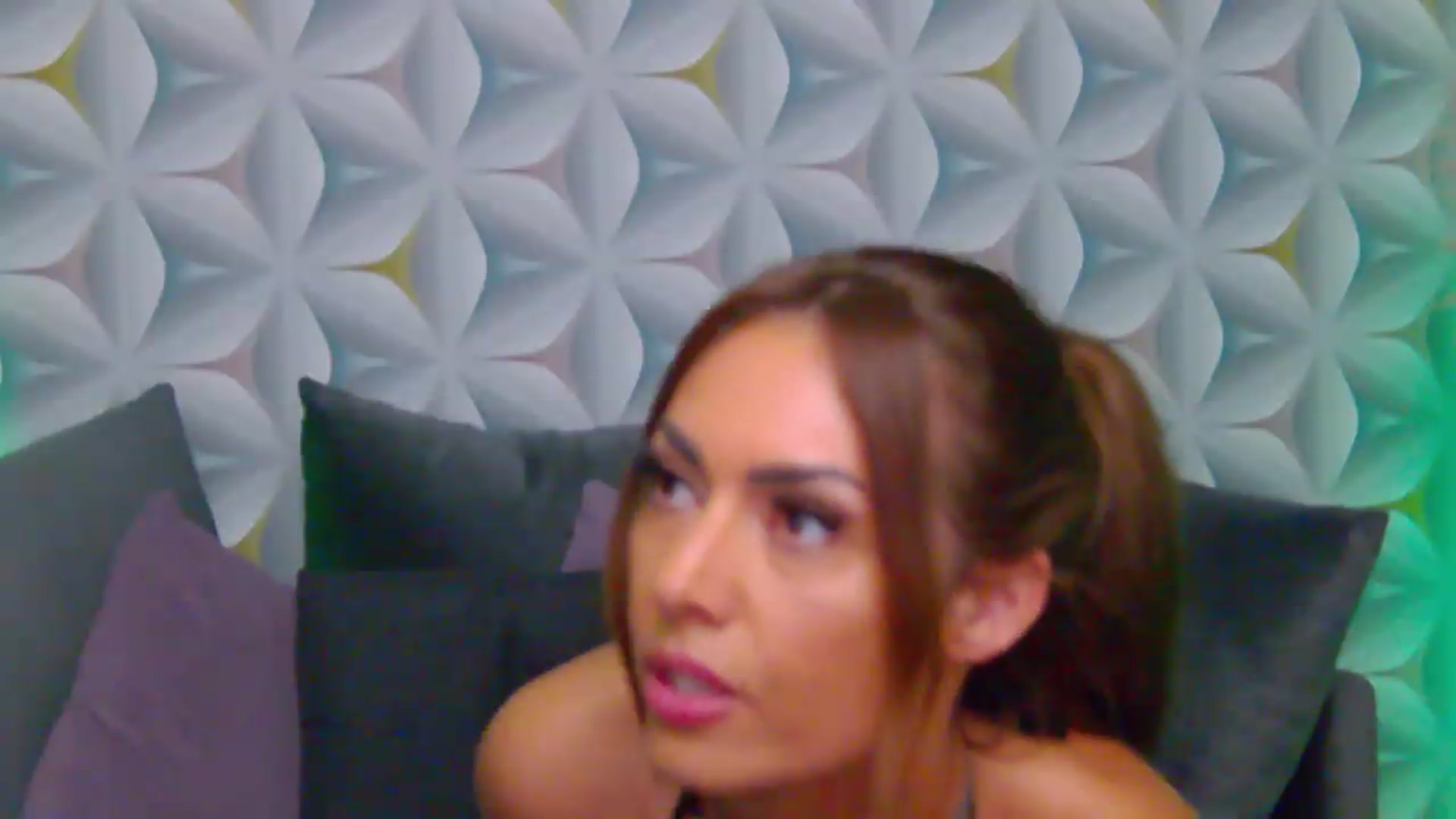 Gallery image thumbnail from MinasVibe's myfreecams stream on, 07/23/2026, 10:22 image 12 of 20