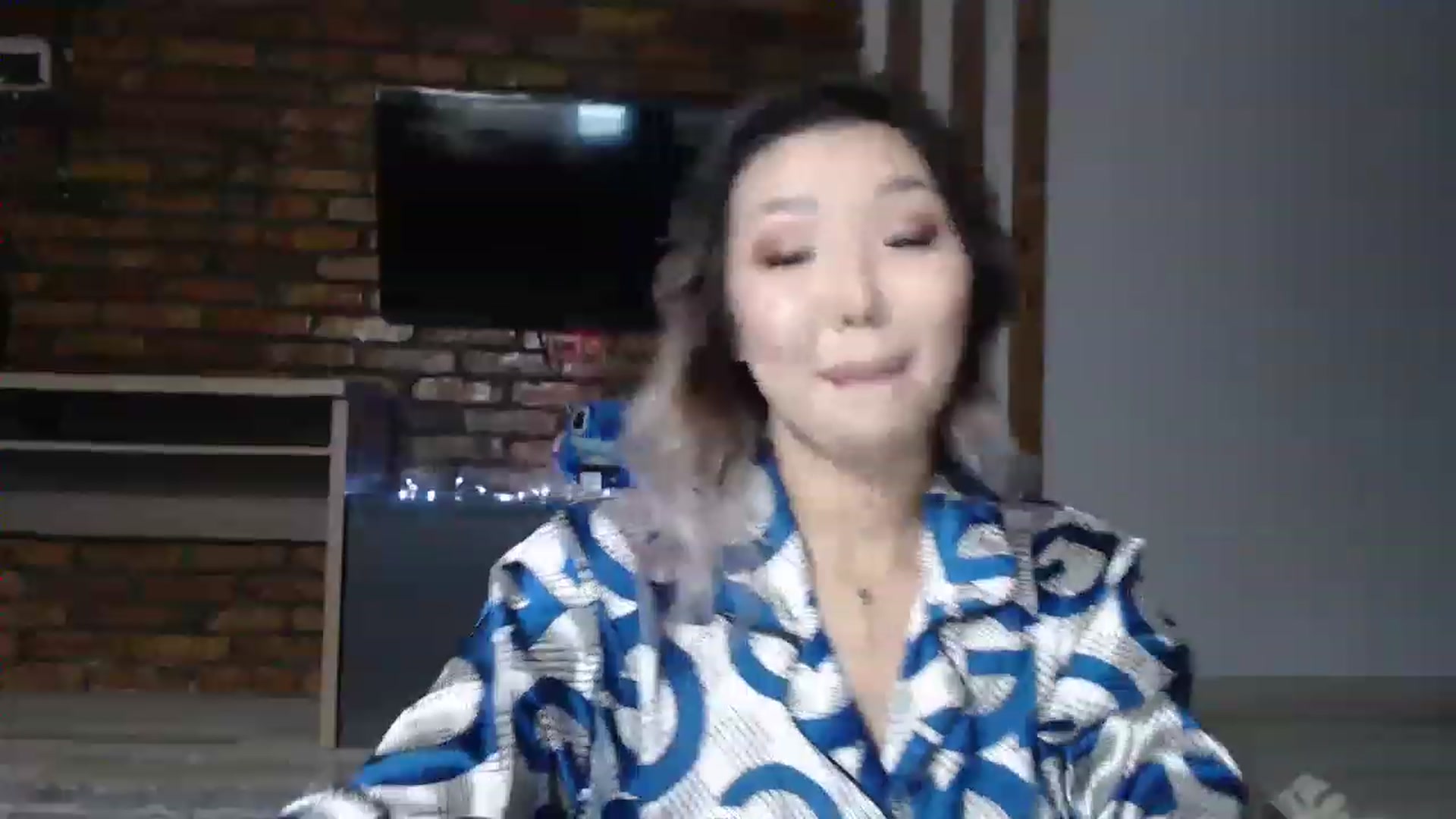 Gallery image thumbnail from MinggLee_'s myfreecams stream on, 11/23/2022, 22:51 image 9 of 20