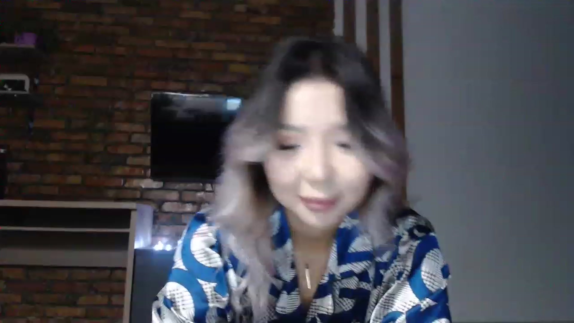 Gallery image thumbnail from MinggLee_'s myfreecams stream on, 11/23/2022, 22:51 image 8 of 20