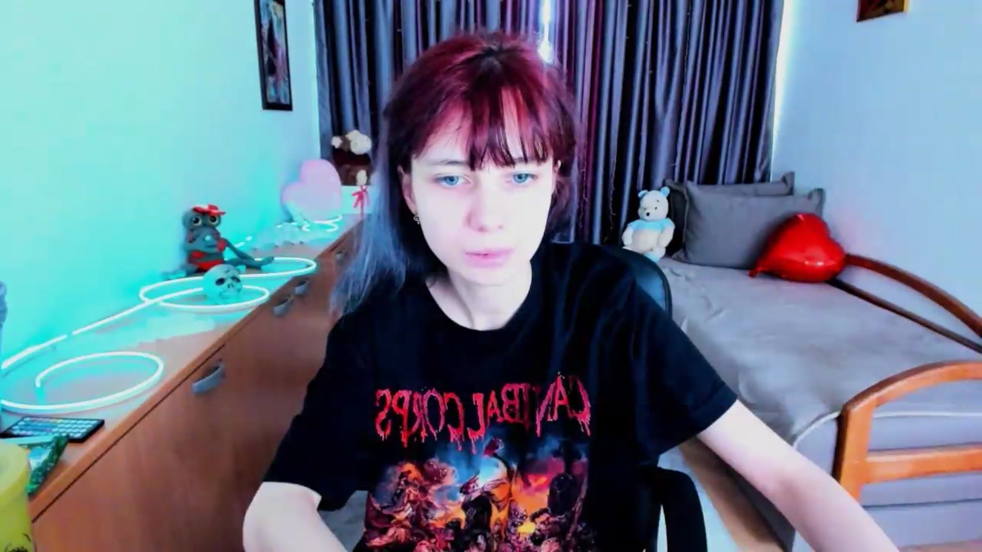 Gallery image thumbnail from MiniLysii's myfreecams stream on, 06/06/2026, 11:12 image 10 of 20