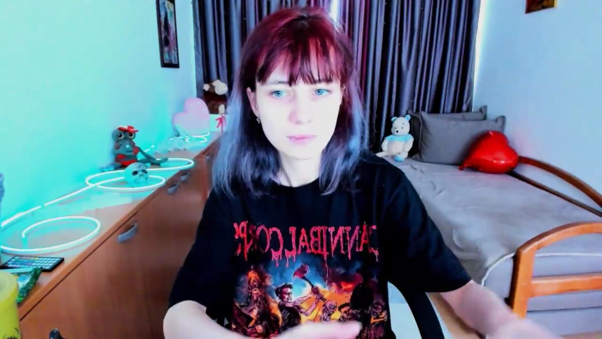 Gallery image thumbnail from MiniLysii's myfreecams stream on, 06/06/2026, 11:12 image 16 of 20