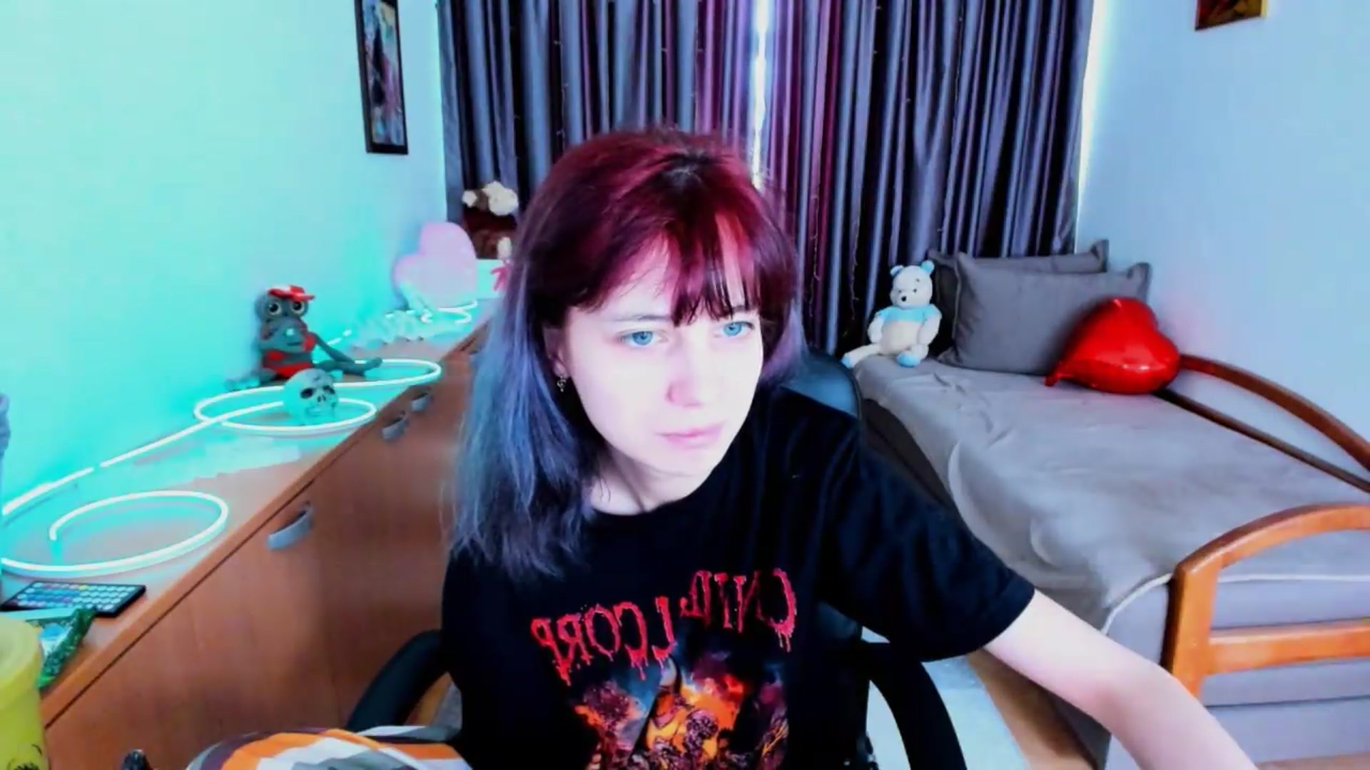 Gallery image thumbnail from MiniLysii's myfreecams stream on, 06/06/2026, 11:12 image 14 of 20