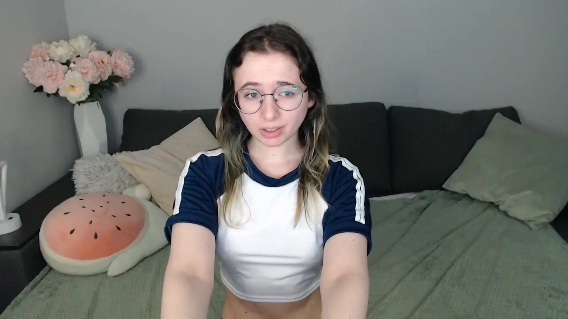 Gallery image thumbnail from Mini_Diva's myfreecams stream on, 10/26/2025, 09:58 image 19 of 20