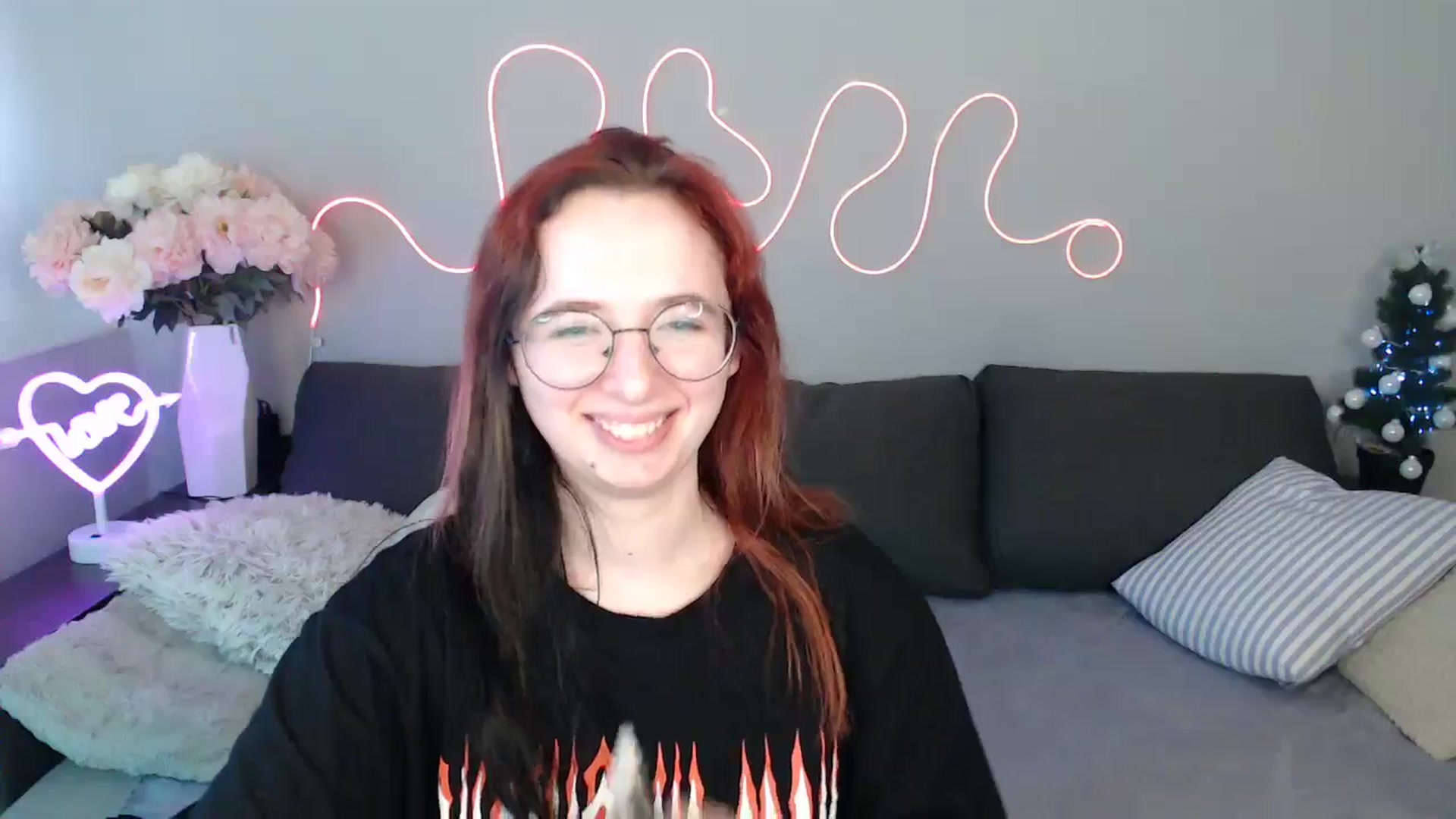 Gallery image thumbnail from Mini_Diva's myfreecams stream on, 12/26/2025, 13:38 image 4 of 20