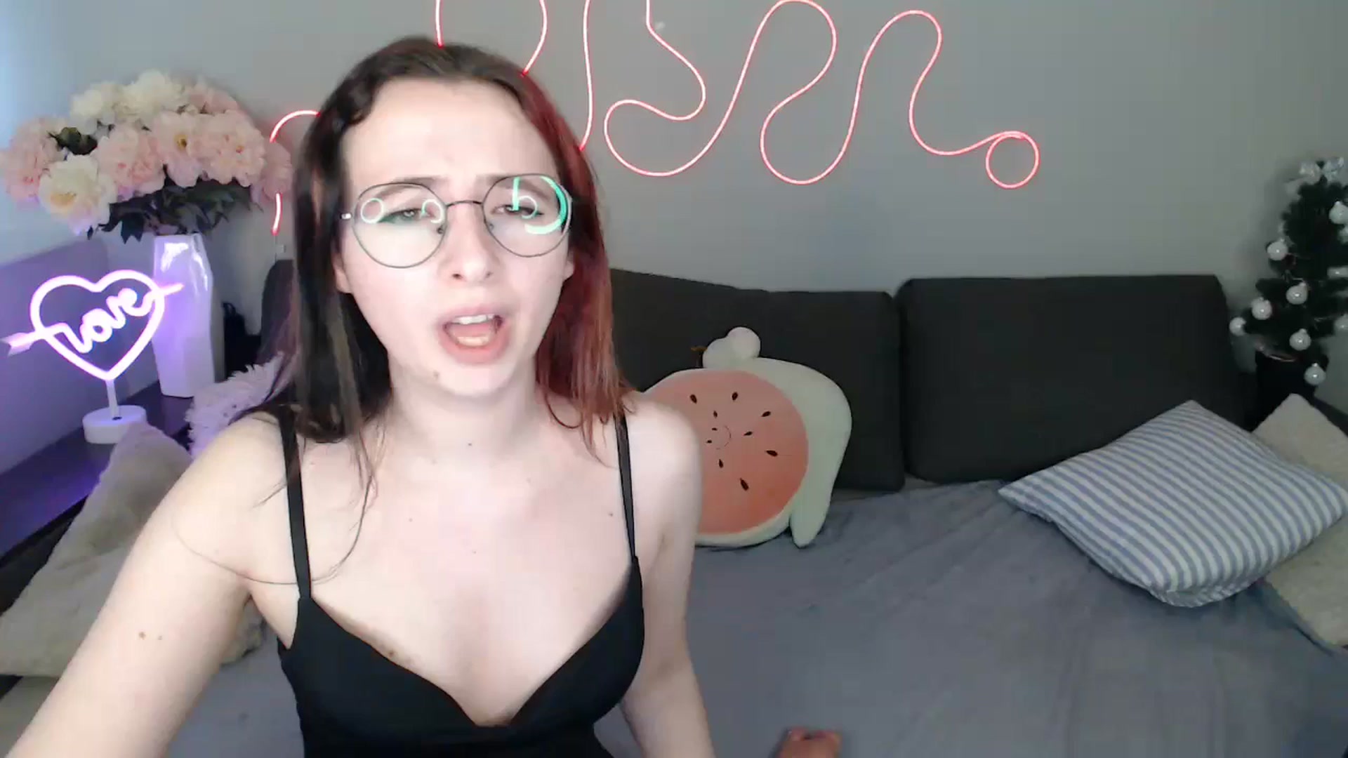 Gallery image thumbnail from Mini_Diva's myfreecams stream on, 01/25/2026, 13:44 image 8 of 20