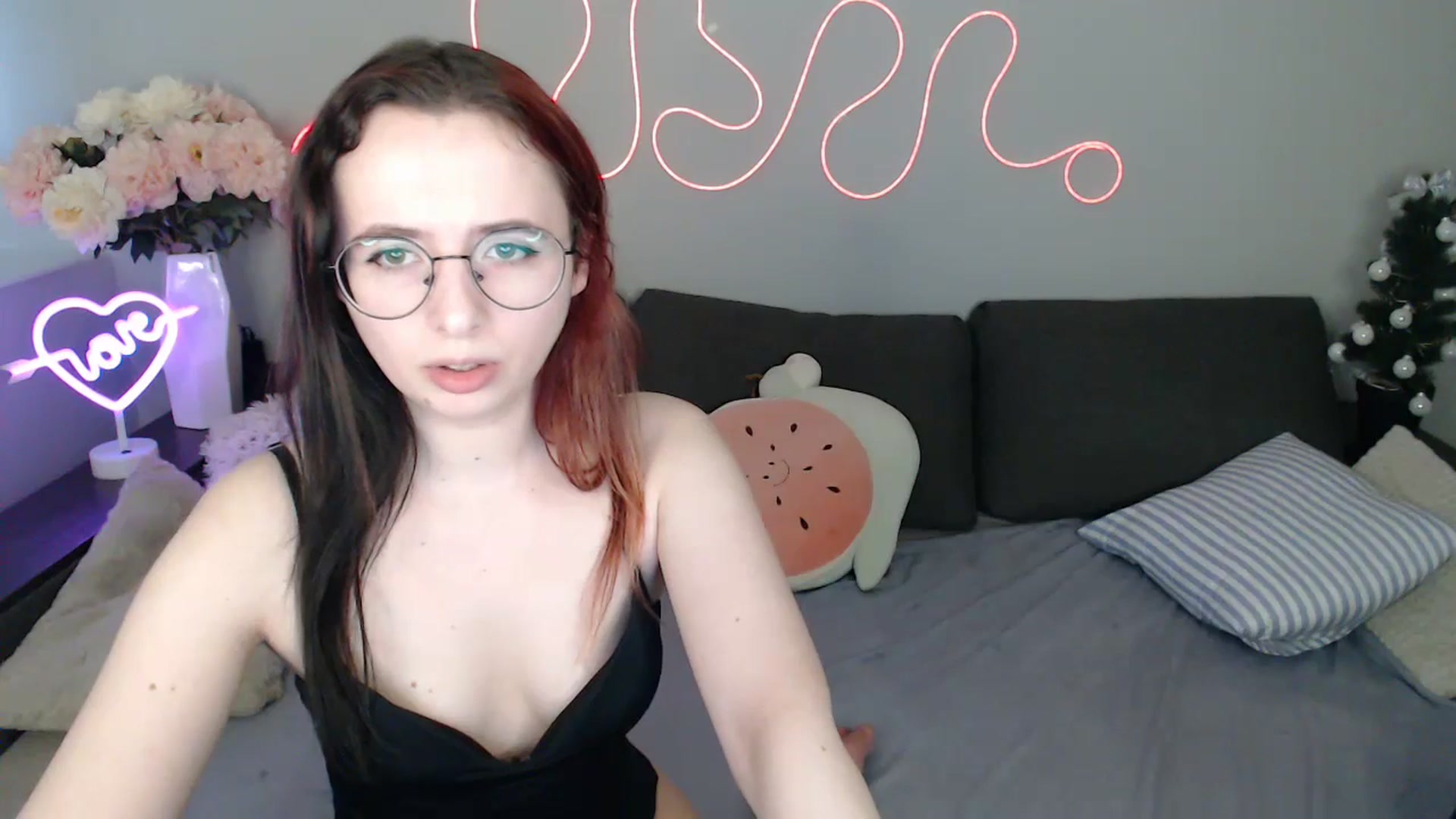 Gallery image thumbnail from Mini_Diva's myfreecams stream on, 01/25/2026, 13:44 image 7 of 20