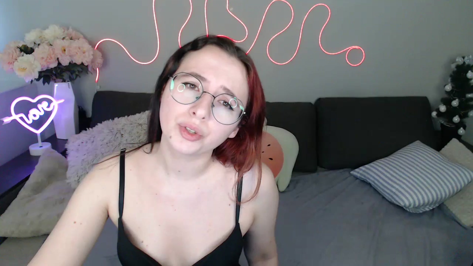 Gallery image thumbnail from Mini_Diva's myfreecams stream on, 01/25/2026, 13:44 image 9 of 20