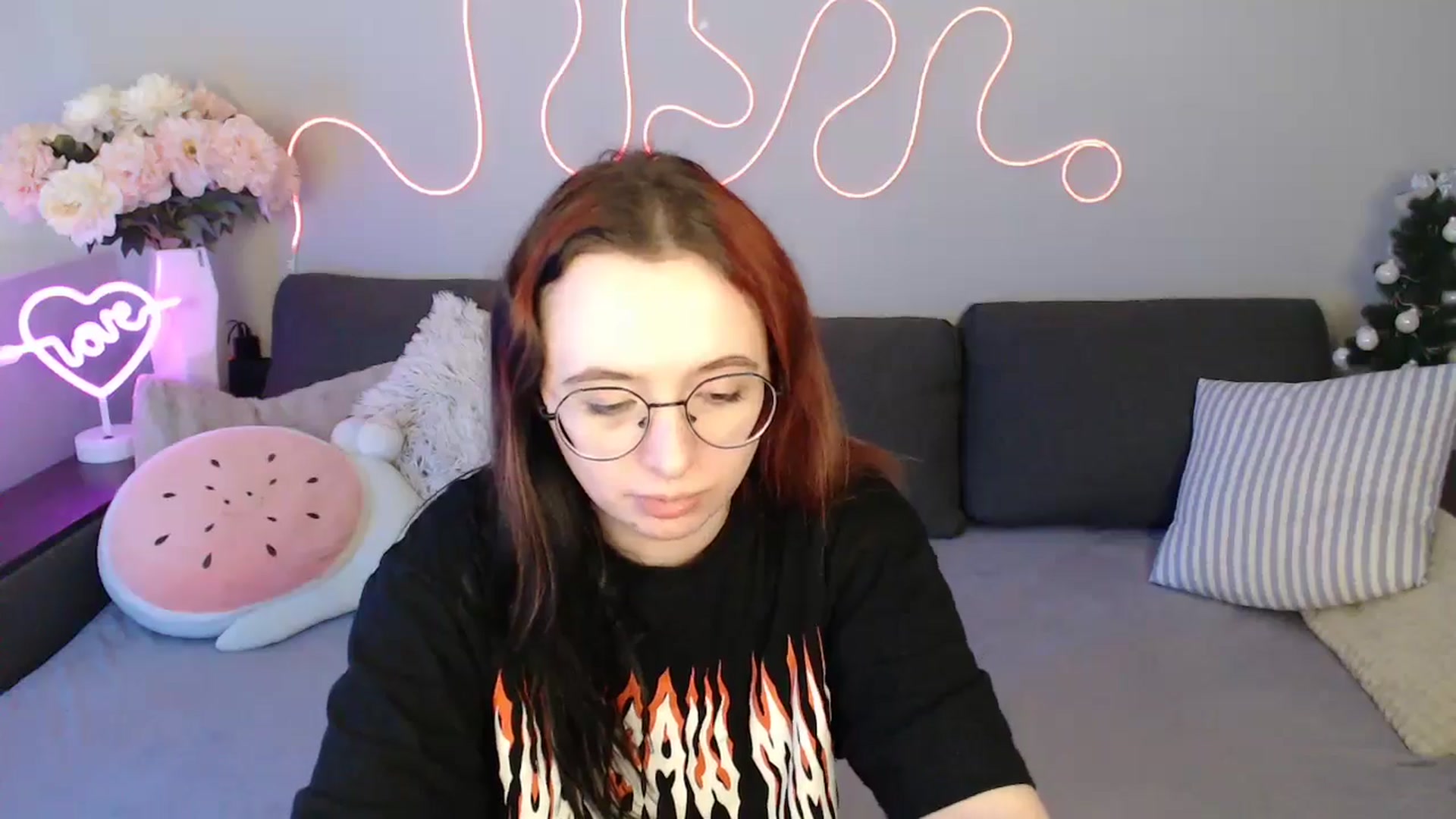 Gallery image thumbnail from Mini_Diva's myfreecams stream on, 02/01/2026, 15:03 image 16 of 20