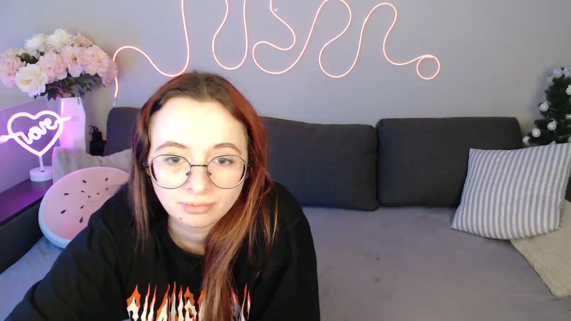 Gallery image thumbnail from Mini_Diva's myfreecams stream on, 02/01/2026, 15:03 image 18 of 20