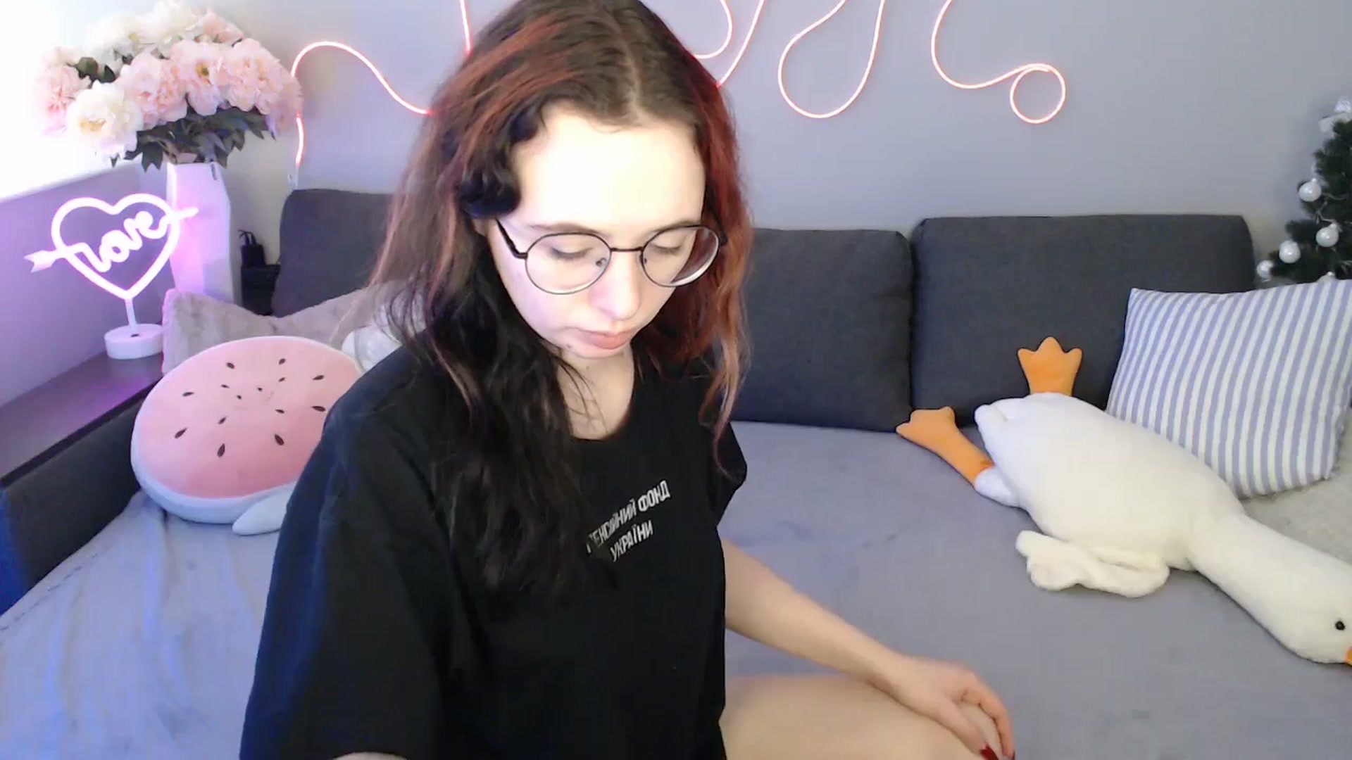 Gallery image thumbnail from Mini_Diva's myfreecams stream on, 02/16/2026, 09:48 image 14 of 20