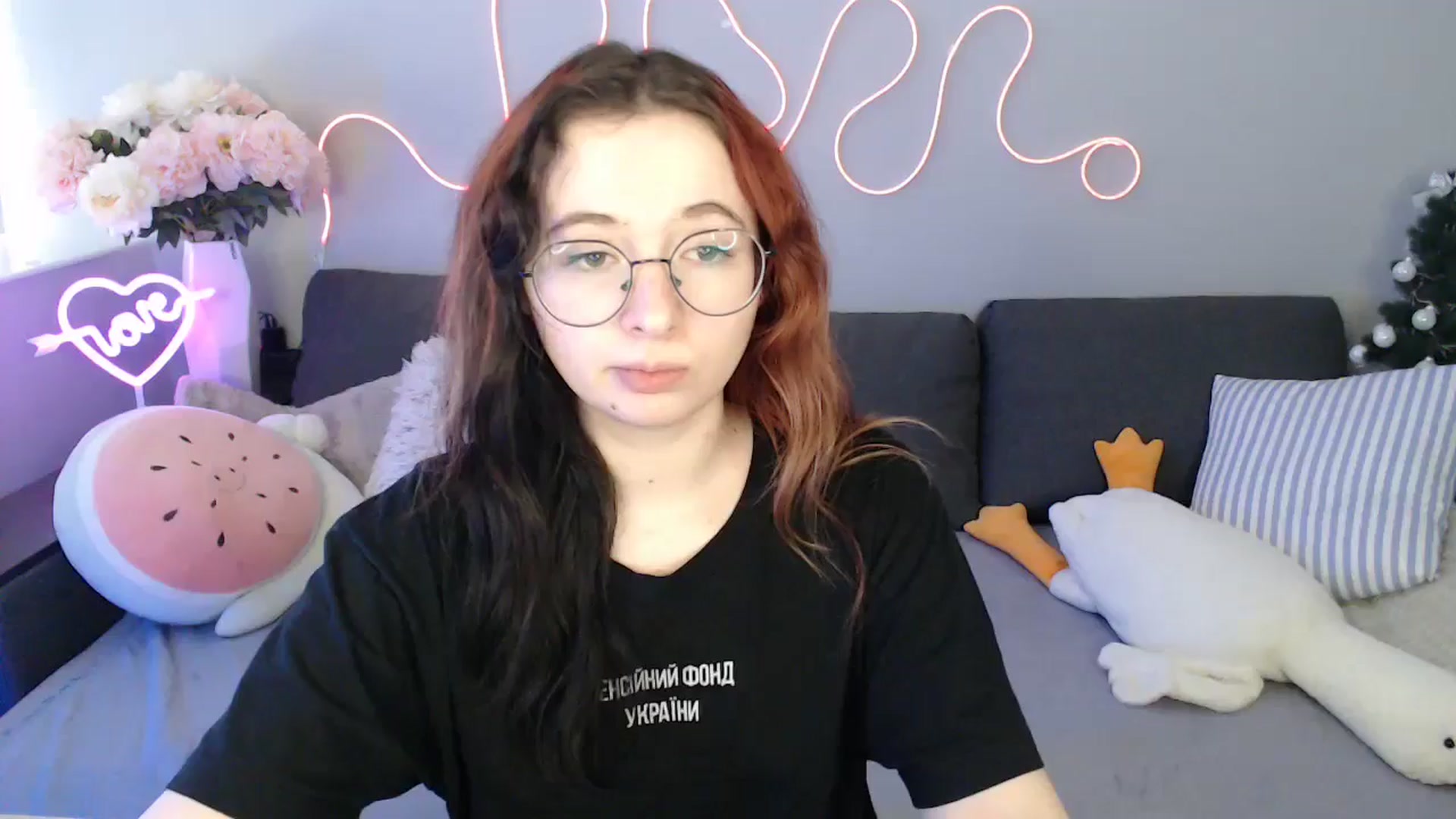 Gallery image thumbnail from Mini_Diva's myfreecams stream on, 02/16/2026, 10:34 image 1 of 20
