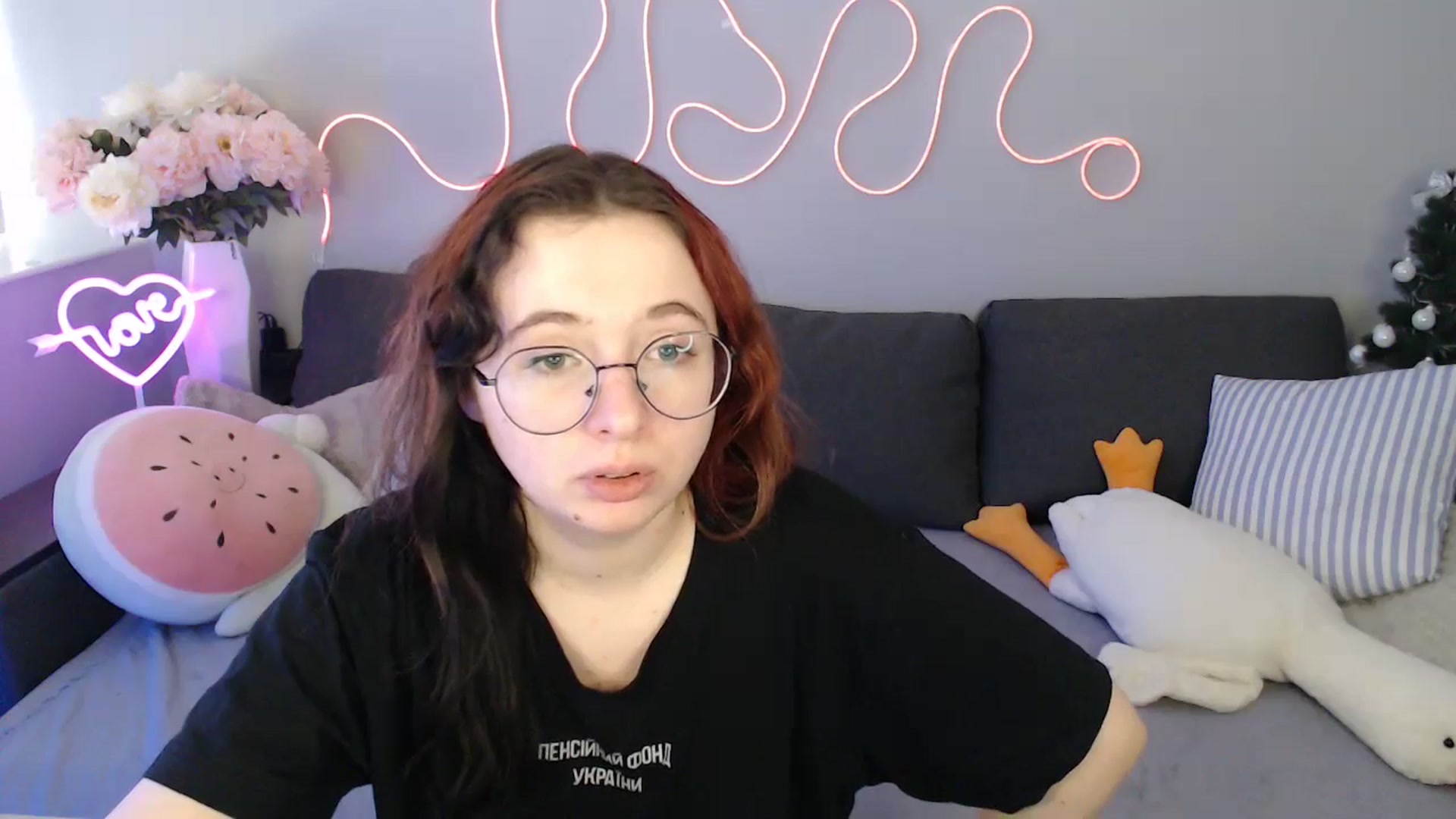 Gallery image thumbnail from Mini_Diva's myfreecams stream on, 02/16/2026, 10:34 image 16 of 20