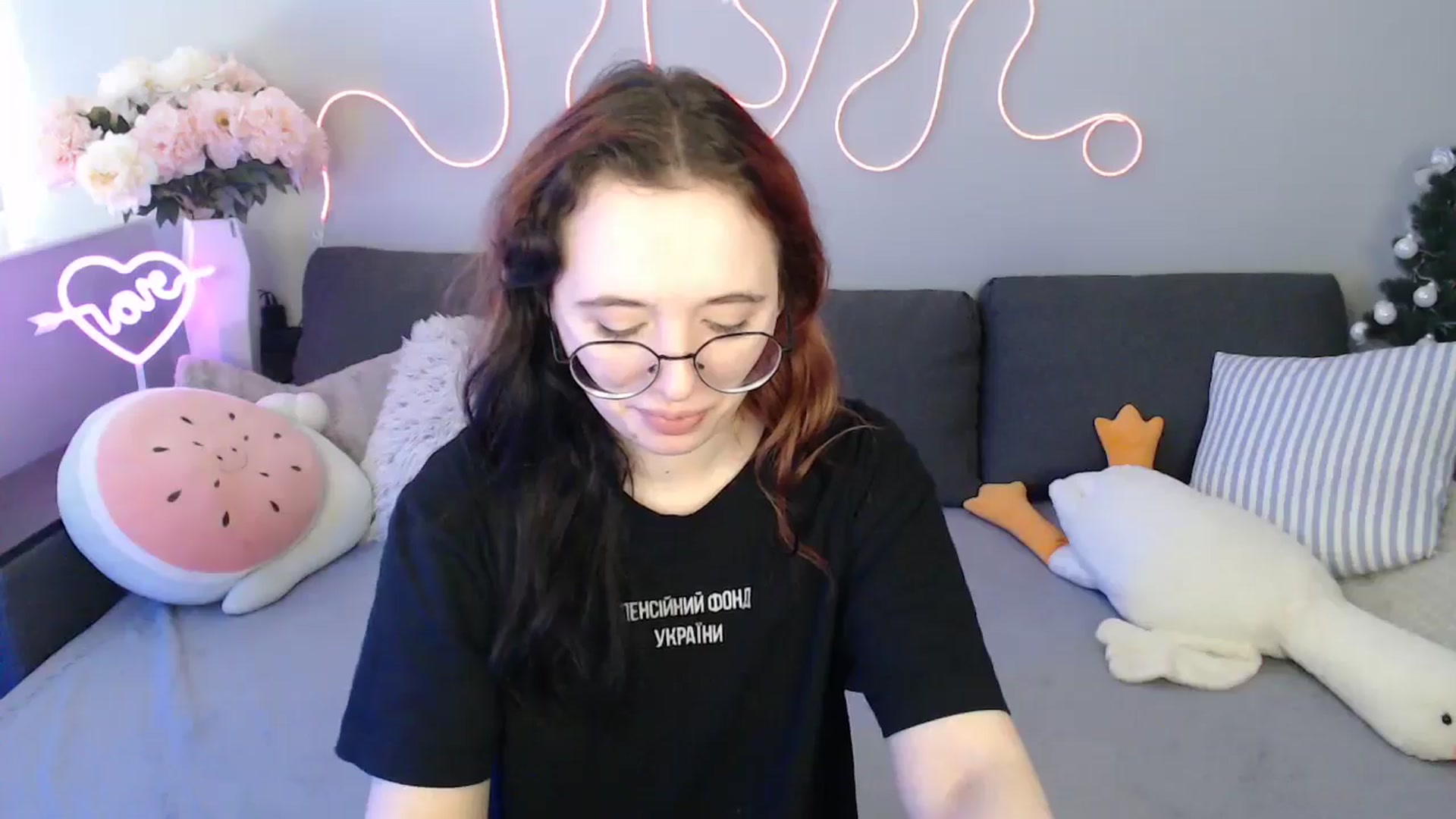 Gallery image thumbnail from Mini_Diva's myfreecams stream on, 02/16/2026, 11:21 image 6 of 20