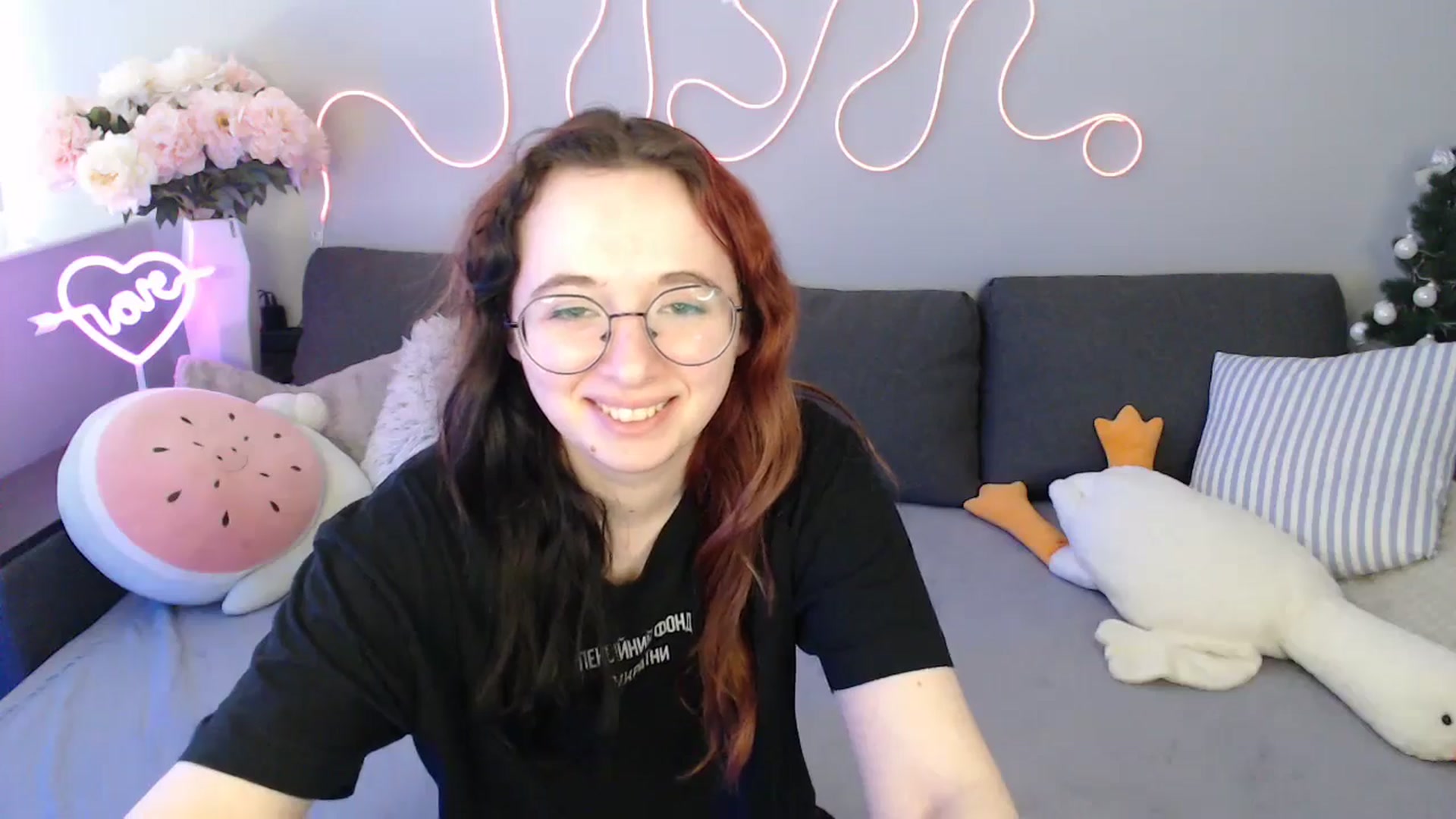 Gallery image thumbnail from Mini_Diva's myfreecams stream on, 02/16/2026, 11:21 image 9 of 20