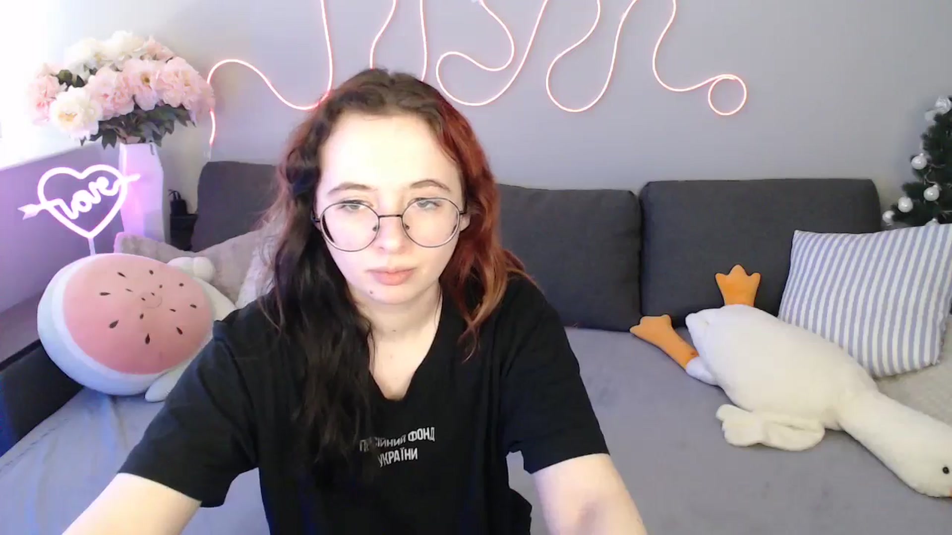 Gallery image thumbnail from Mini_Diva's myfreecams stream on, 02/16/2026, 11:21 image 15 of 20