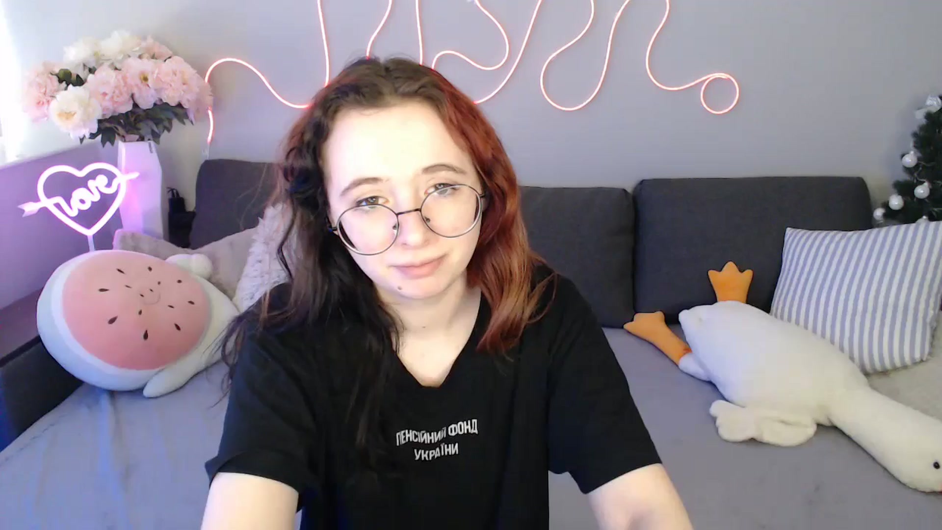 Gallery image thumbnail from Mini_Diva's myfreecams stream on, 02/16/2026, 11:21 image 1 of 20