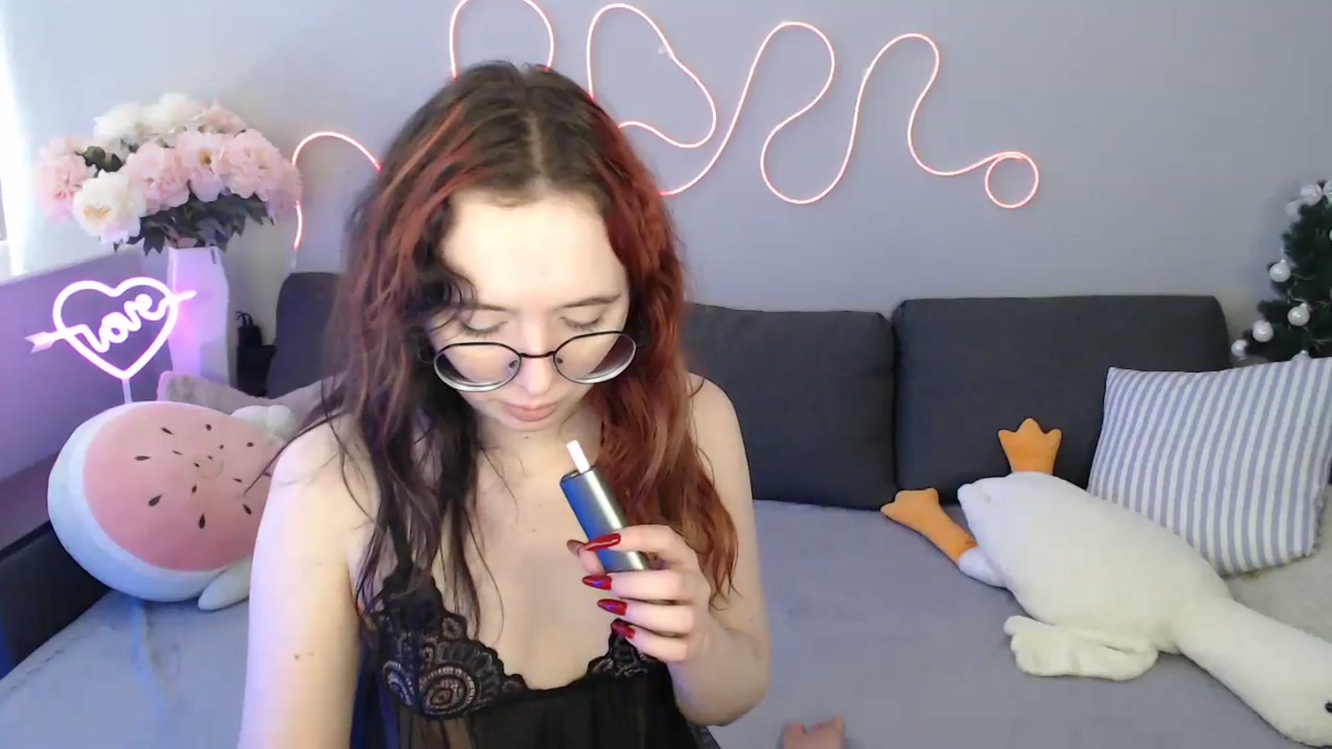 Gallery image thumbnail from Mini_Diva's myfreecams stream on, 02/16/2026, 12:36 image 12 of 20