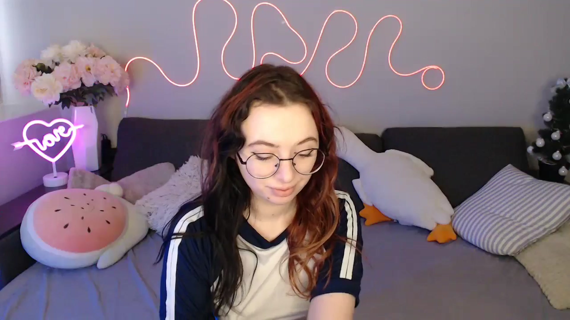 Gallery image thumbnail from Mini_Diva's myfreecams stream on, 02/18/2026, 11:34 image 4 of 20