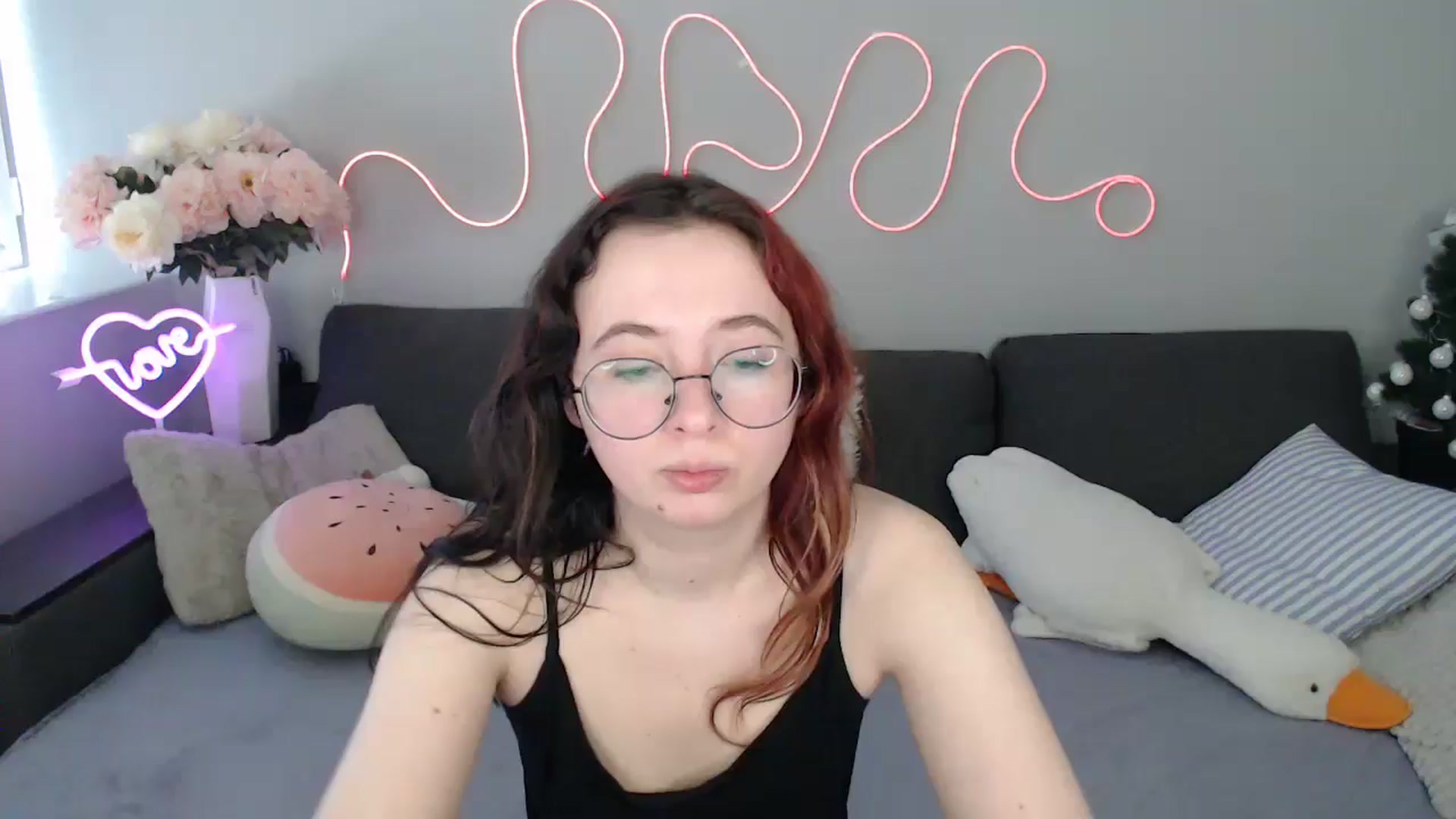Gallery image thumbnail from Mini_Diva's myfreecams stream on, 02/23/2026, 10:27 image 8 of 20