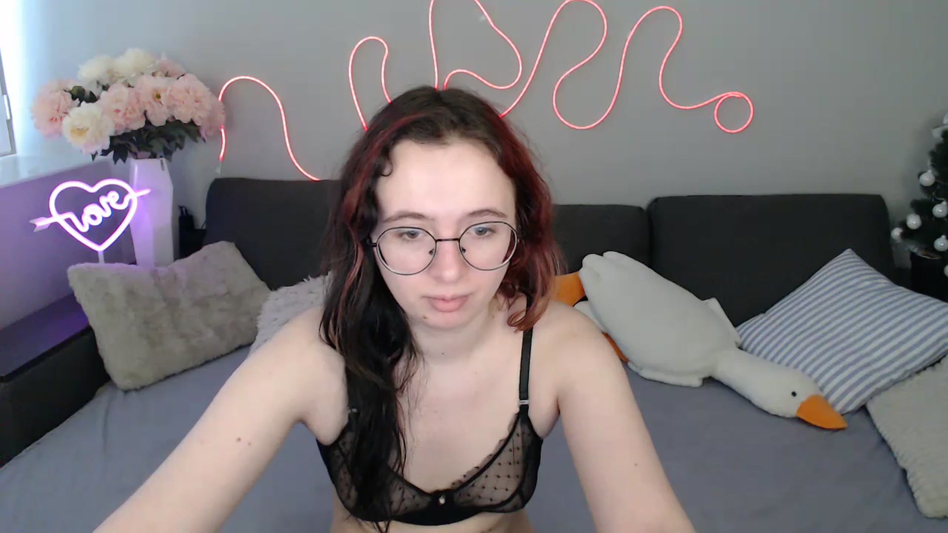 Gallery image thumbnail from Mini_Diva's myfreecams stream on, 02/24/2026, 13:16 image 6 of 20