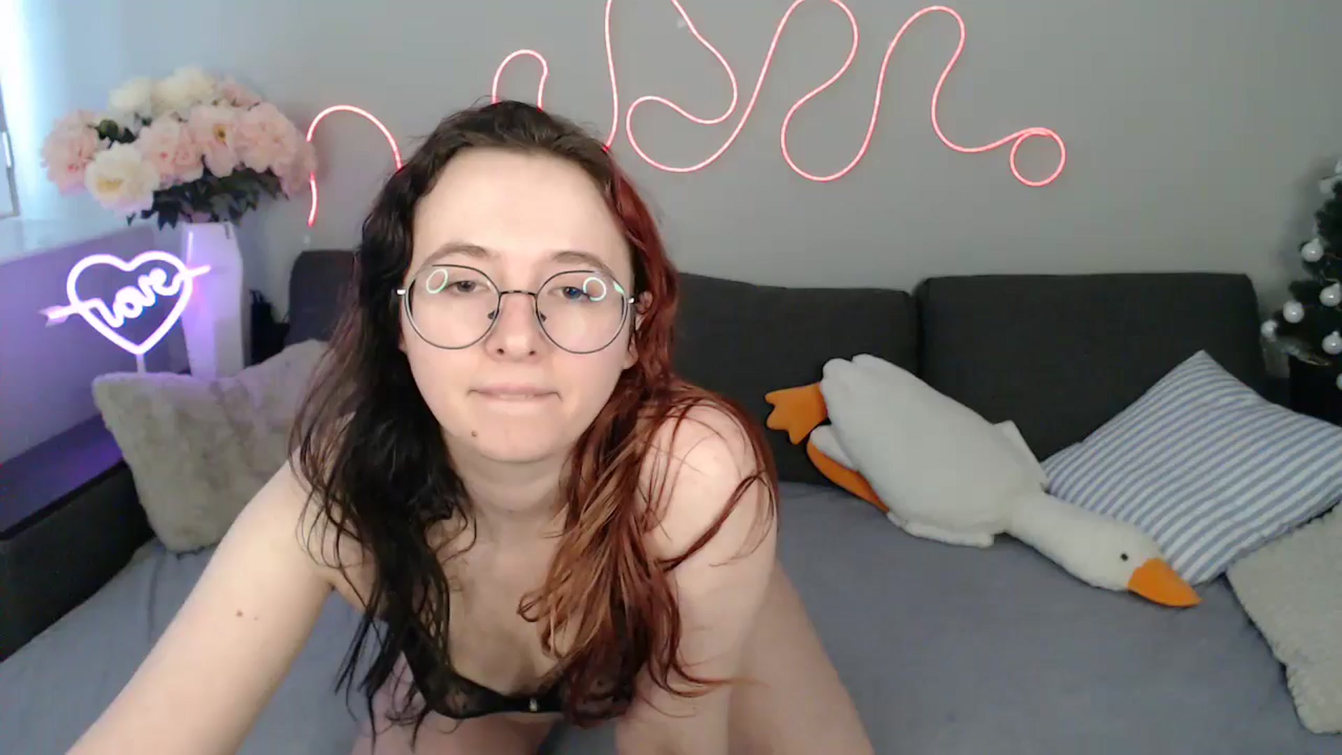Gallery image thumbnail from Mini_Diva's myfreecams stream on, 02/24/2026, 13:16 image 20 of 20