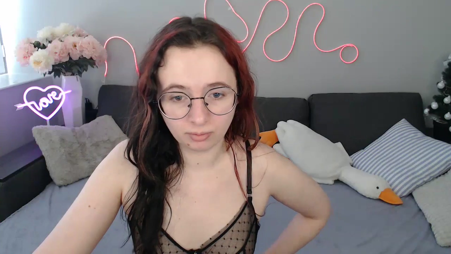 Gallery image thumbnail from Mini_Diva's myfreecams stream on, 02/24/2026, 13:16 image 2 of 20
