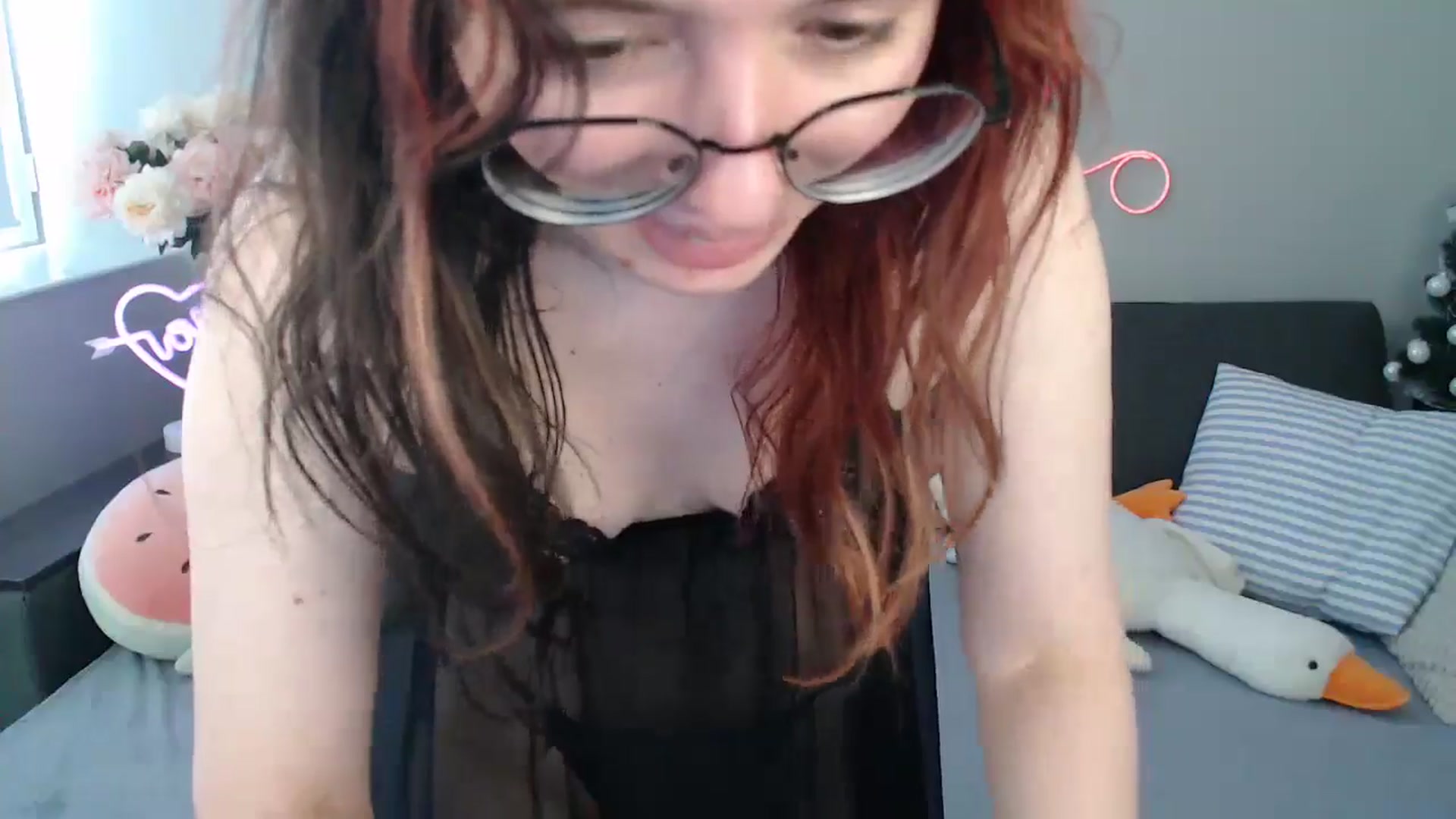 Gallery image thumbnail from Mini_Diva's myfreecams stream on, 03/01/2026, 12:10 image 10 of 20