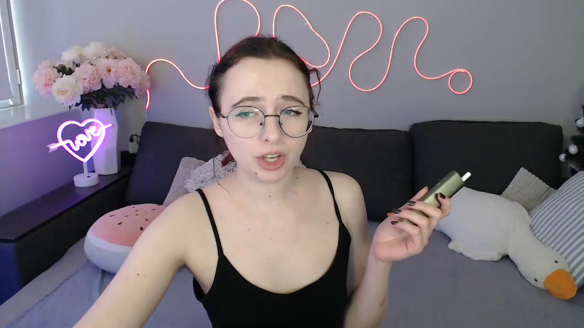 Gallery image thumbnail from Mini_Diva's myfreecams stream on, 03/08/2026, 14:58 image 7 of 20