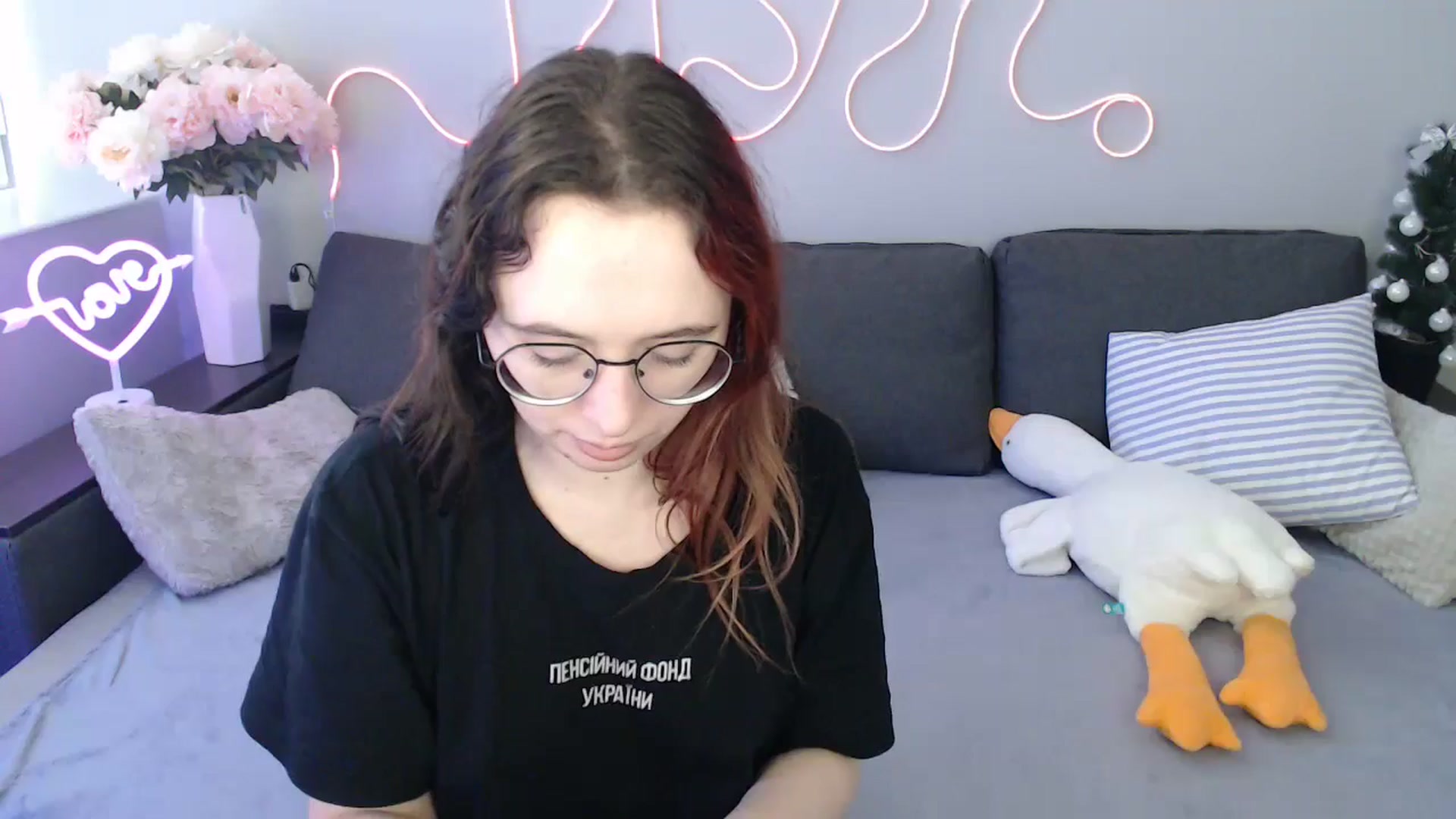 Gallery image thumbnail from Mini_Diva's myfreecams stream on, 03/14/2026, 12:36 image 9 of 20