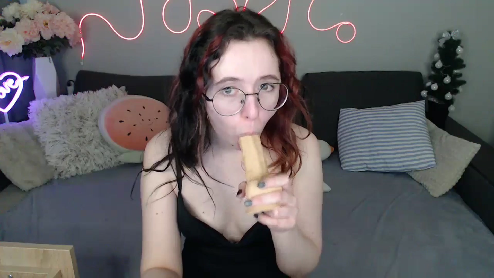 Gallery image thumbnail from Mini_Diva's myfreecams stream on, 03/21/2026, 14:13 image 5 of 20