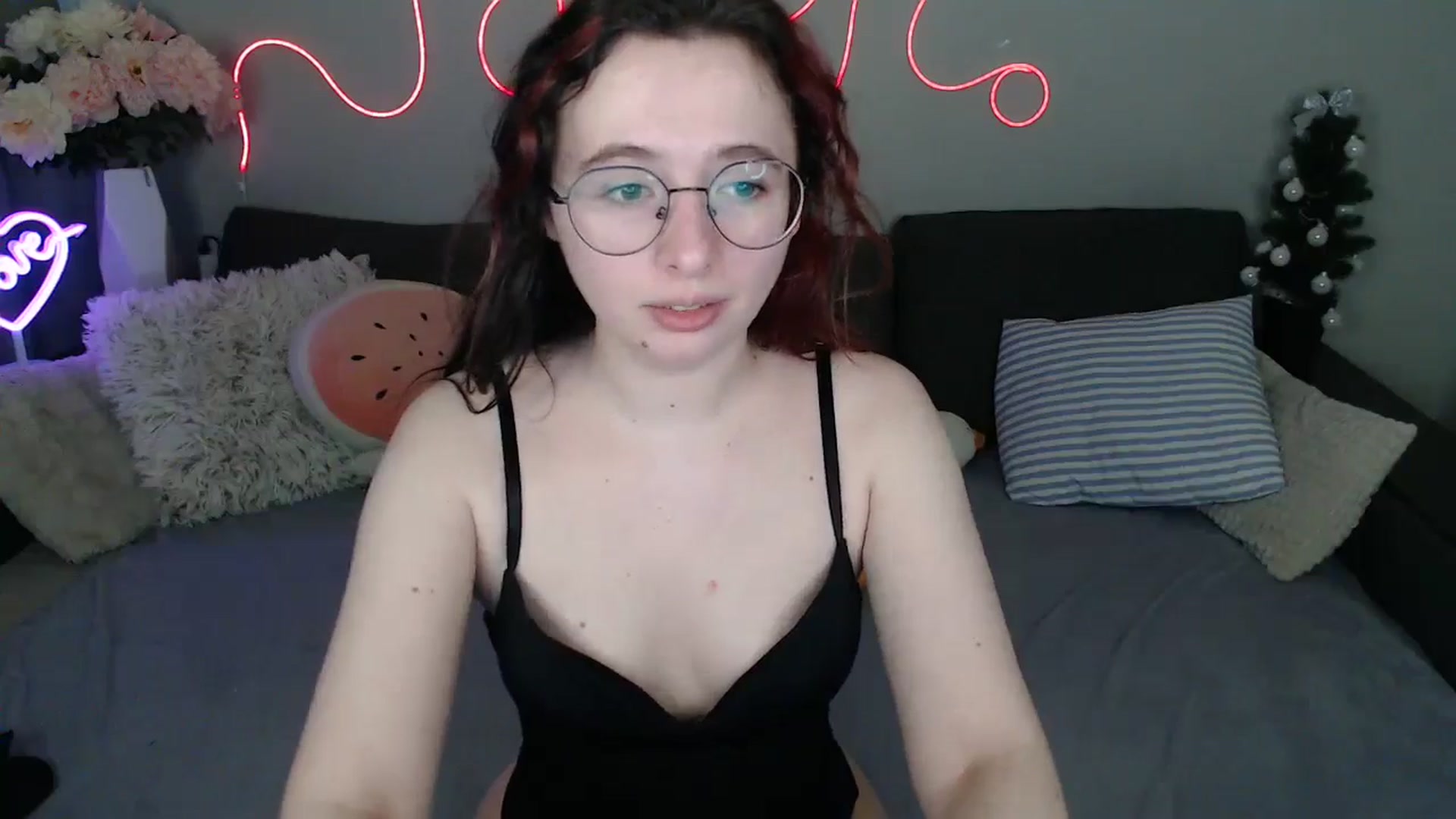Gallery image thumbnail from Mini_Diva's myfreecams stream on, 03/21/2026, 14:13 image 3 of 20