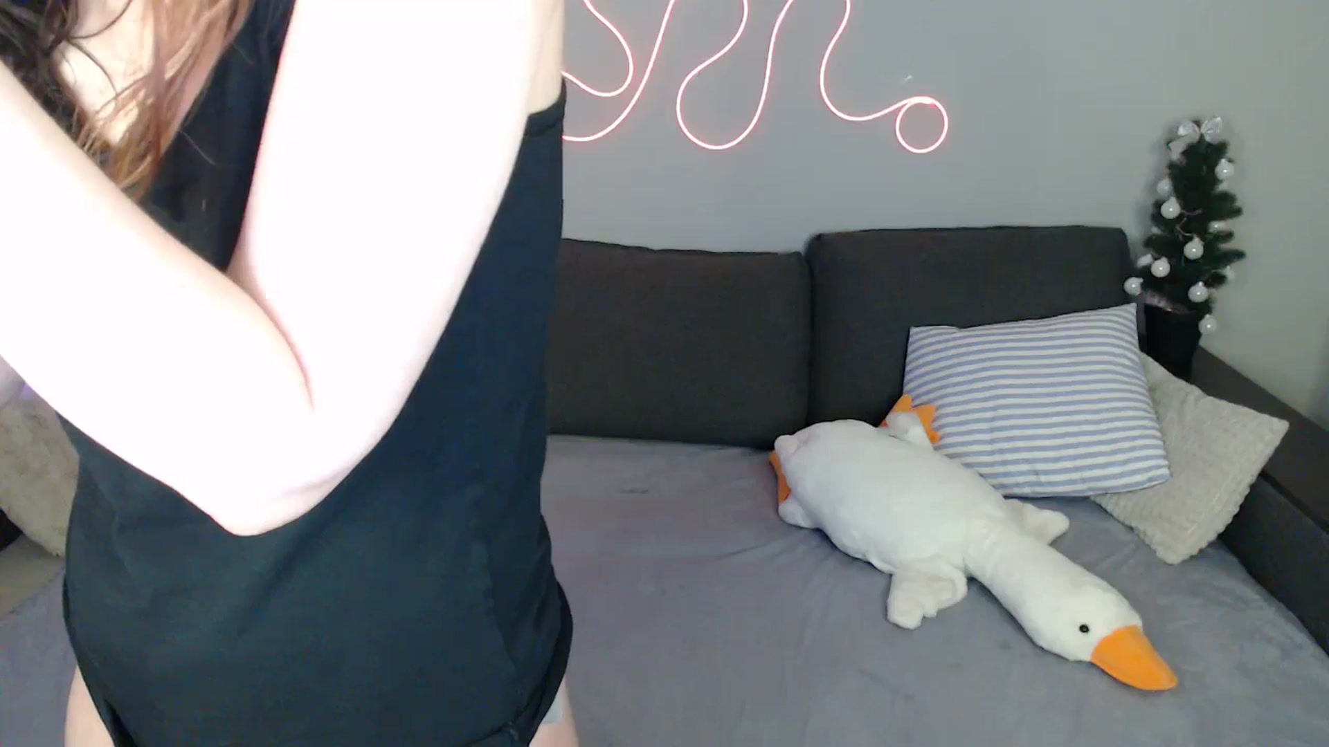 Gallery image thumbnail from Mini_Diva's myfreecams stream on, 03/22/2026, 12:38 image 2 of 20