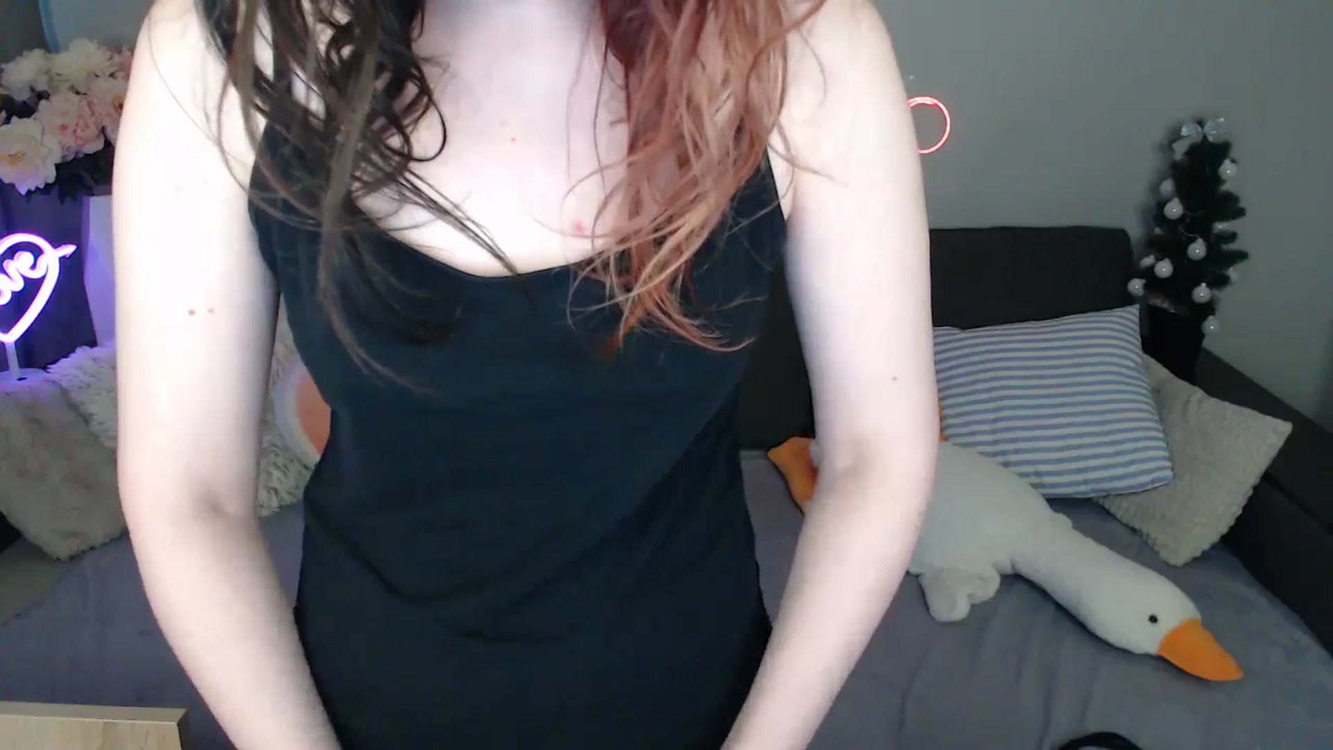 Gallery image thumbnail from Mini_Diva's myfreecams stream on, 03/22/2026, 12:38 image 12 of 20