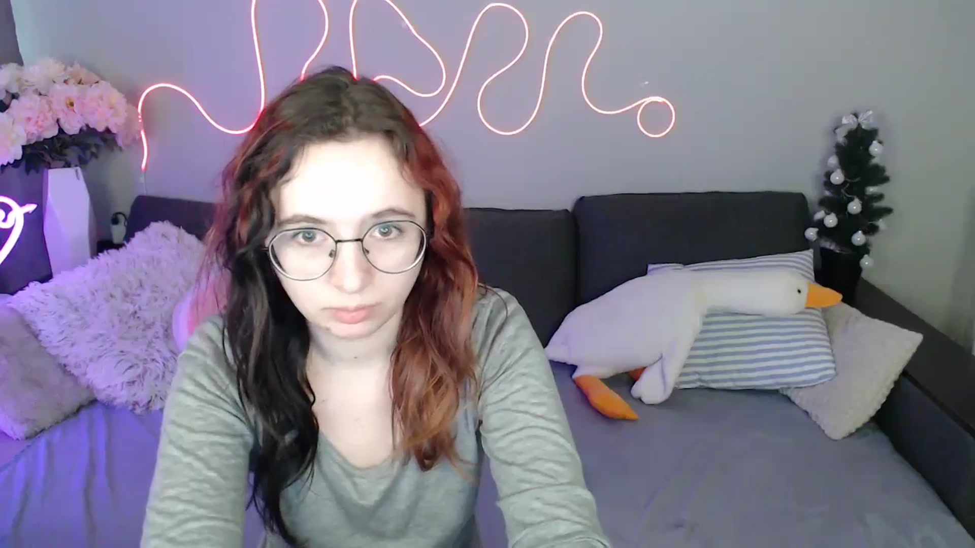 Gallery image thumbnail from Mini_Diva's myfreecams stream on, 03/23/2026, 09:46 image 9 of 20