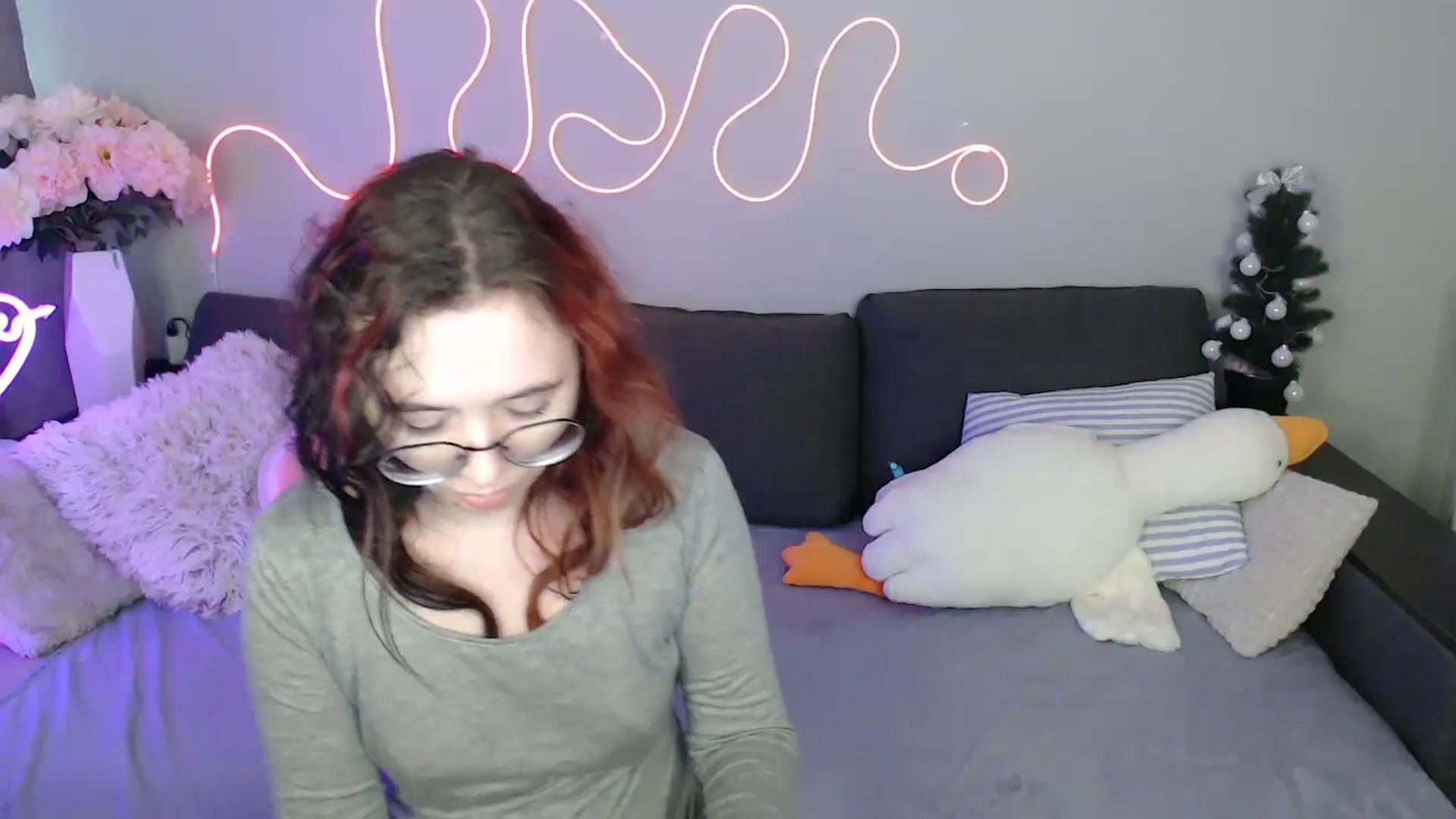 Gallery image thumbnail from Mini_Diva's myfreecams stream on, 03/23/2026, 09:46 image 3 of 20