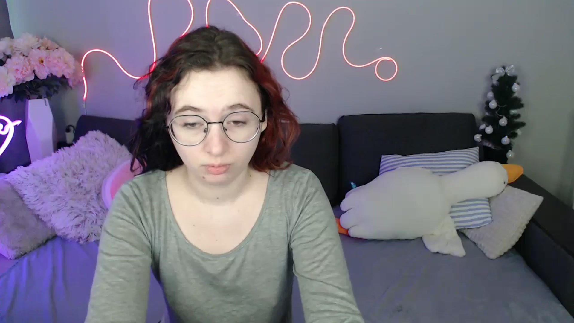 Gallery image thumbnail from Mini_Diva's myfreecams stream on, 03/23/2026, 09:46 image 4 of 20