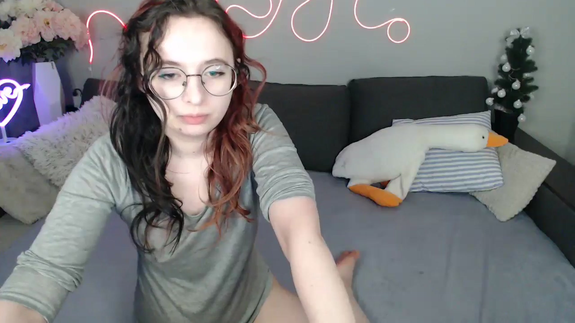 Gallery image thumbnail from Mini_Diva's myfreecams stream on, 03/23/2026, 12:43 image 11 of 20