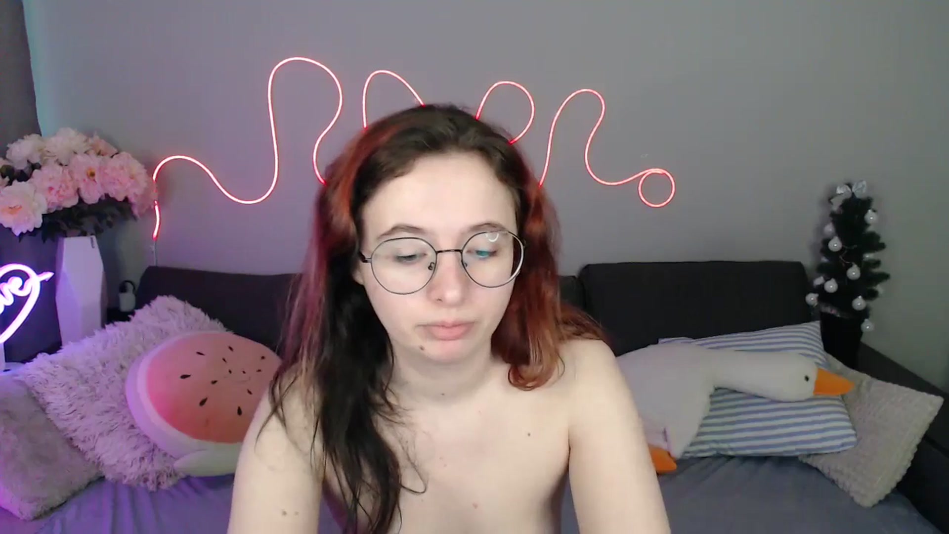 Gallery image thumbnail from Mini_Diva's myfreecams stream on, 03/24/2026, 10:13 image 20 of 20