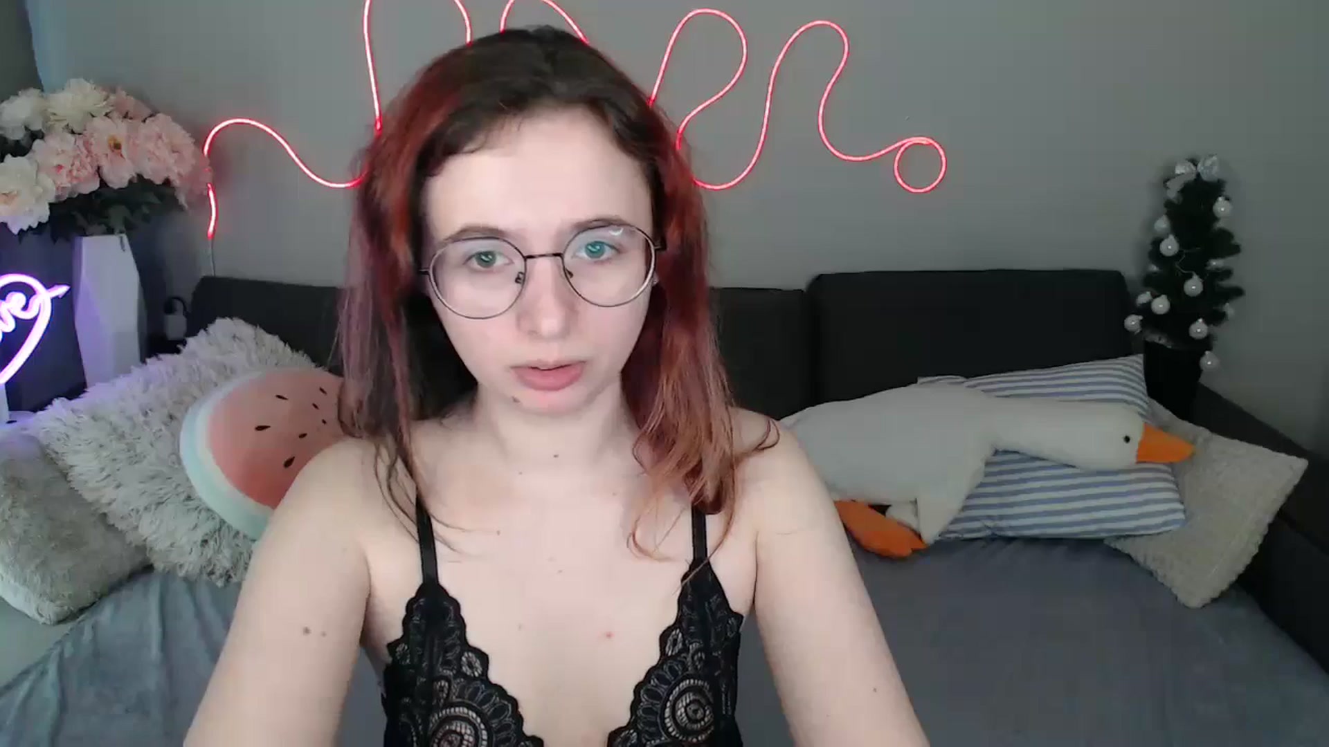 Gallery image thumbnail from Mini_Diva's myfreecams stream on, 03/24/2026, 11:15 image 5 of 20