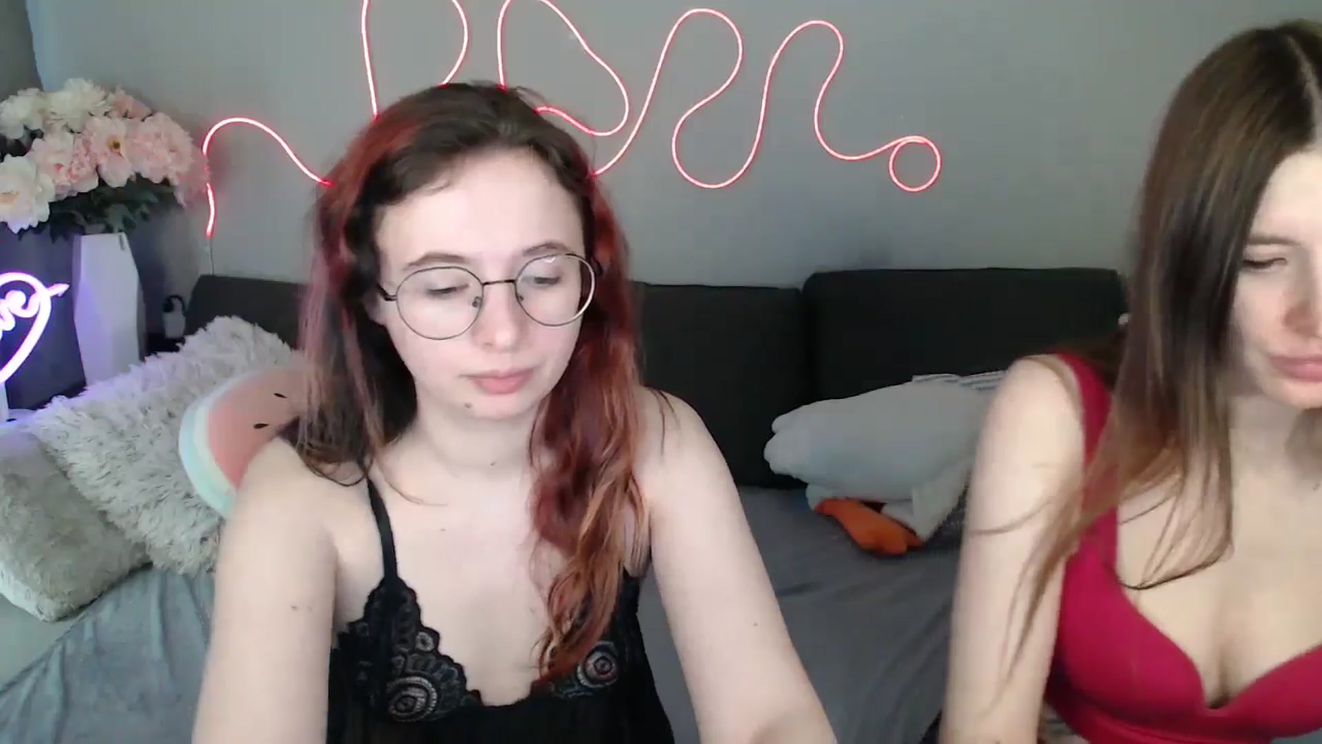 Gallery image thumbnail from Mini_Diva's myfreecams stream on, 03/24/2026, 11:15 image 12 of 20