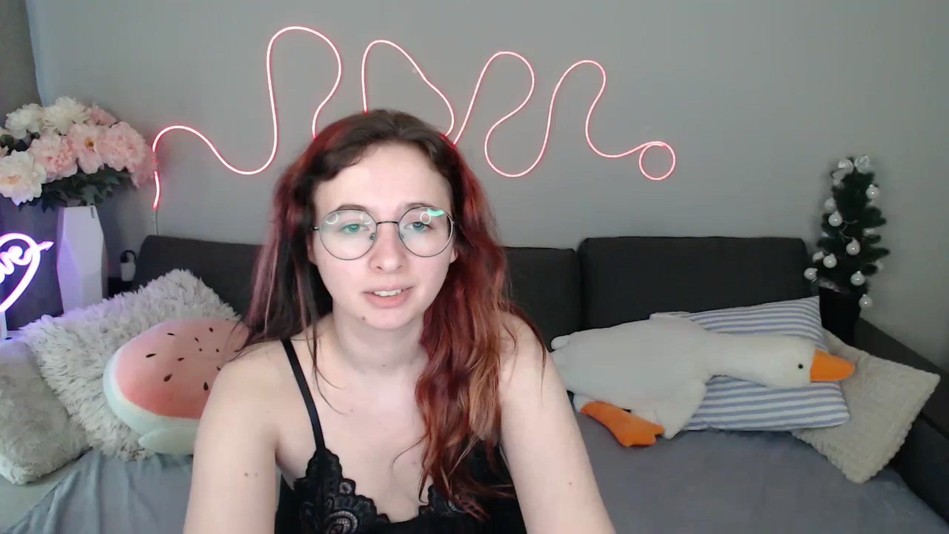 Gallery image thumbnail from Mini_Diva's myfreecams stream on, 03/24/2026, 11:50 image 1 of 20