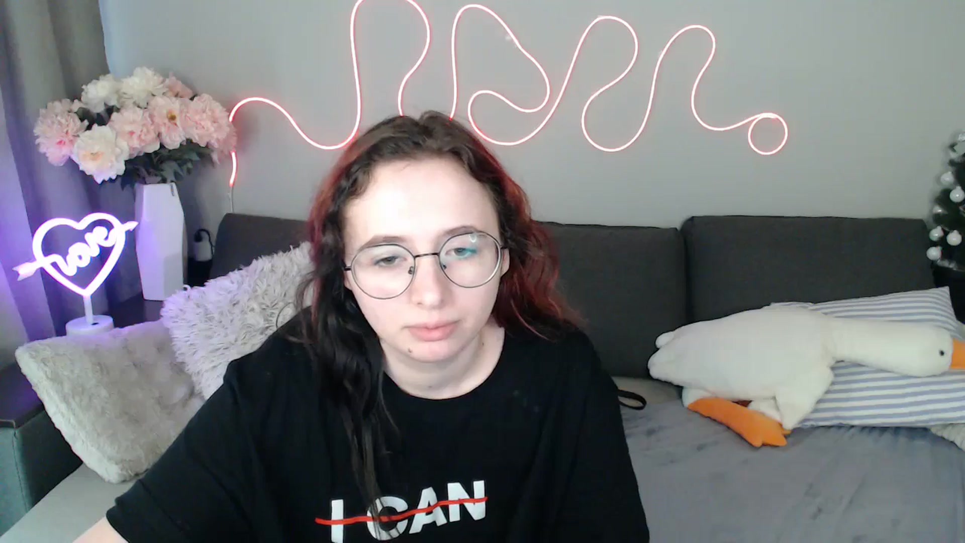 Gallery image thumbnail from Mini_Diva's myfreecams stream on, 03/27/2026, 11:55 image 2 of 20