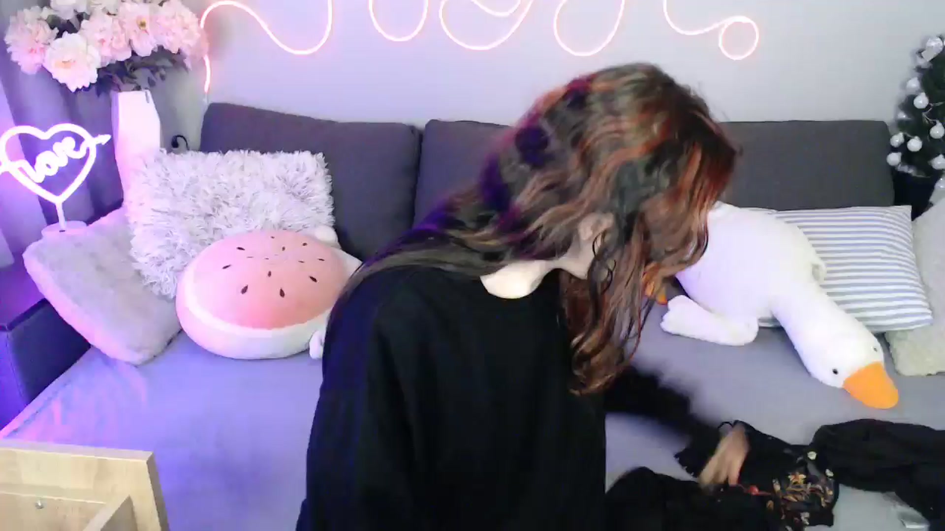 Gallery image thumbnail from Mini_Diva's myfreecams stream on, 03/28/2026, 11:41 image 1 of 20