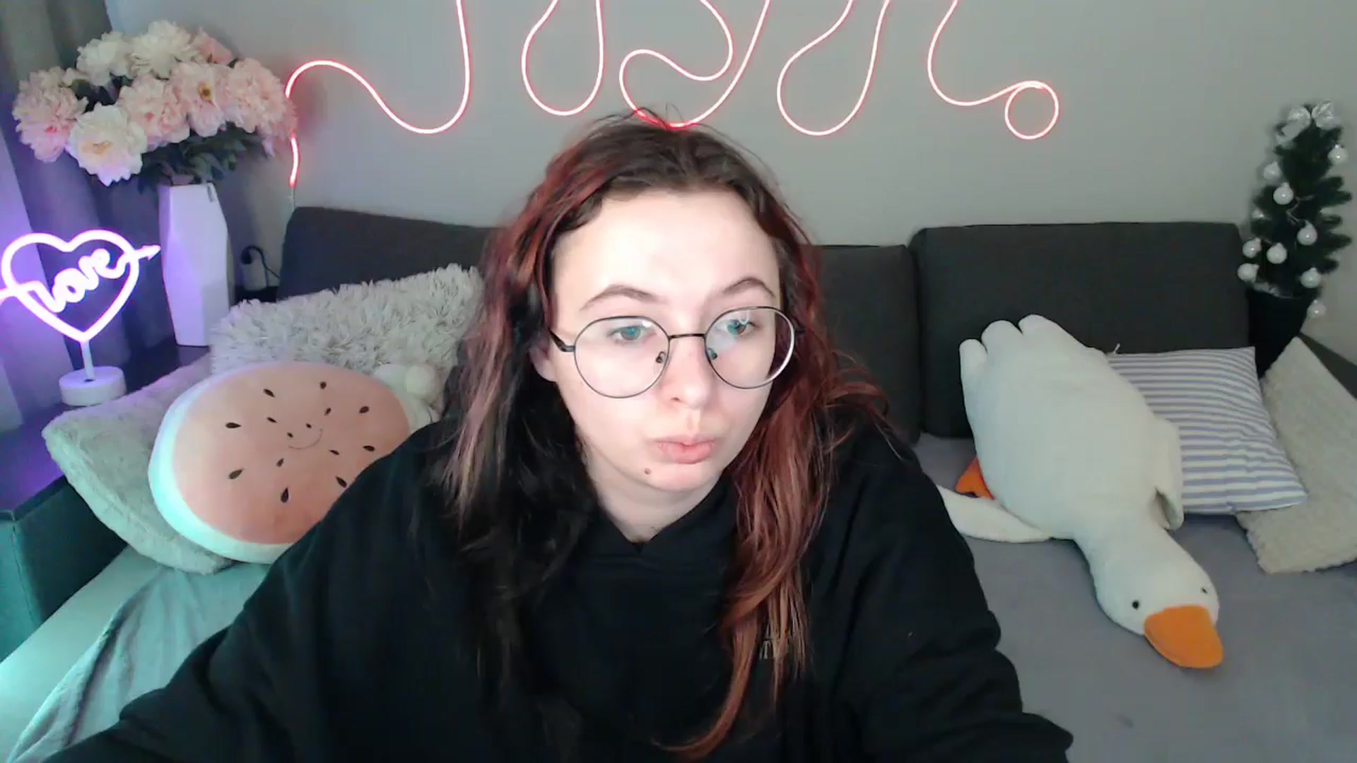 Gallery image thumbnail from Mini_Diva's myfreecams stream on, 03/30/2026, 12:02 image 1 of 20