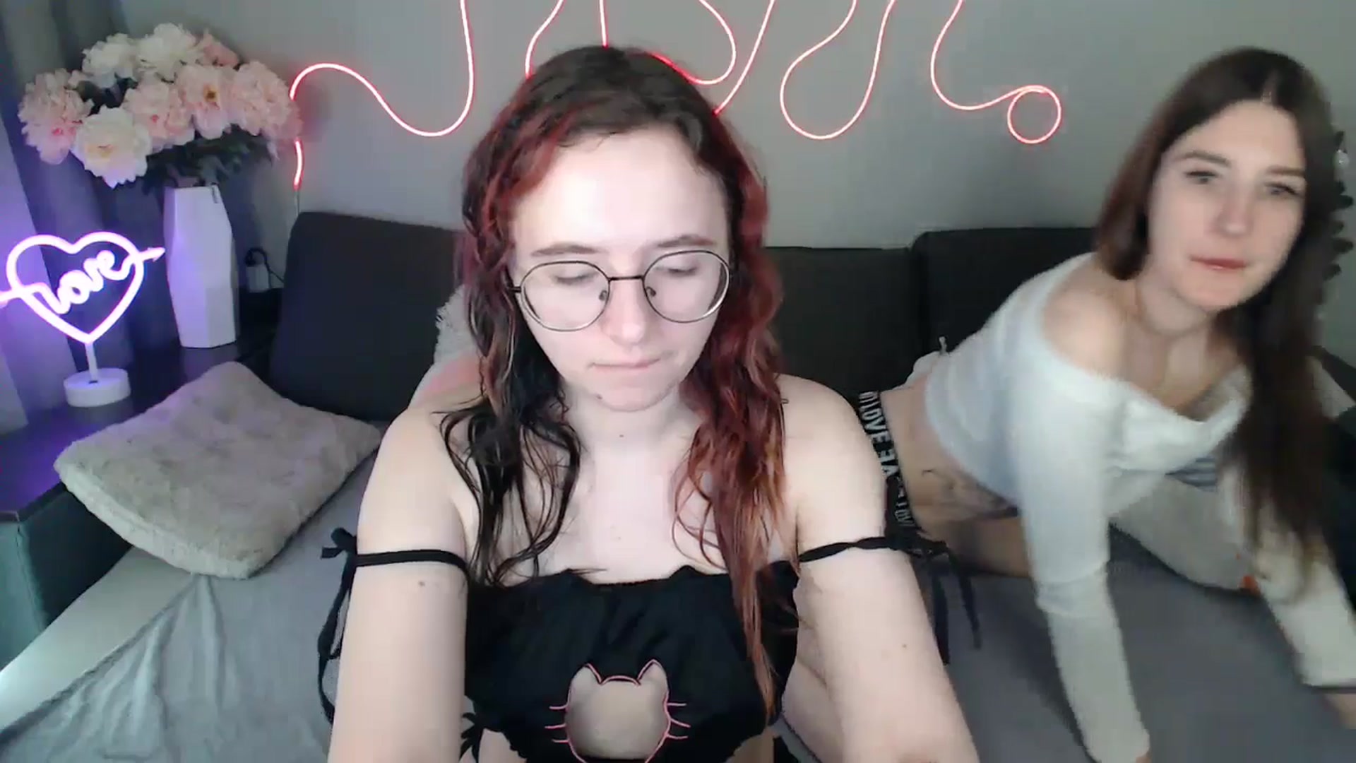 Gallery image thumbnail from Mini_Diva's myfreecams stream on, 03/31/2026, 12:50 image 5 of 20