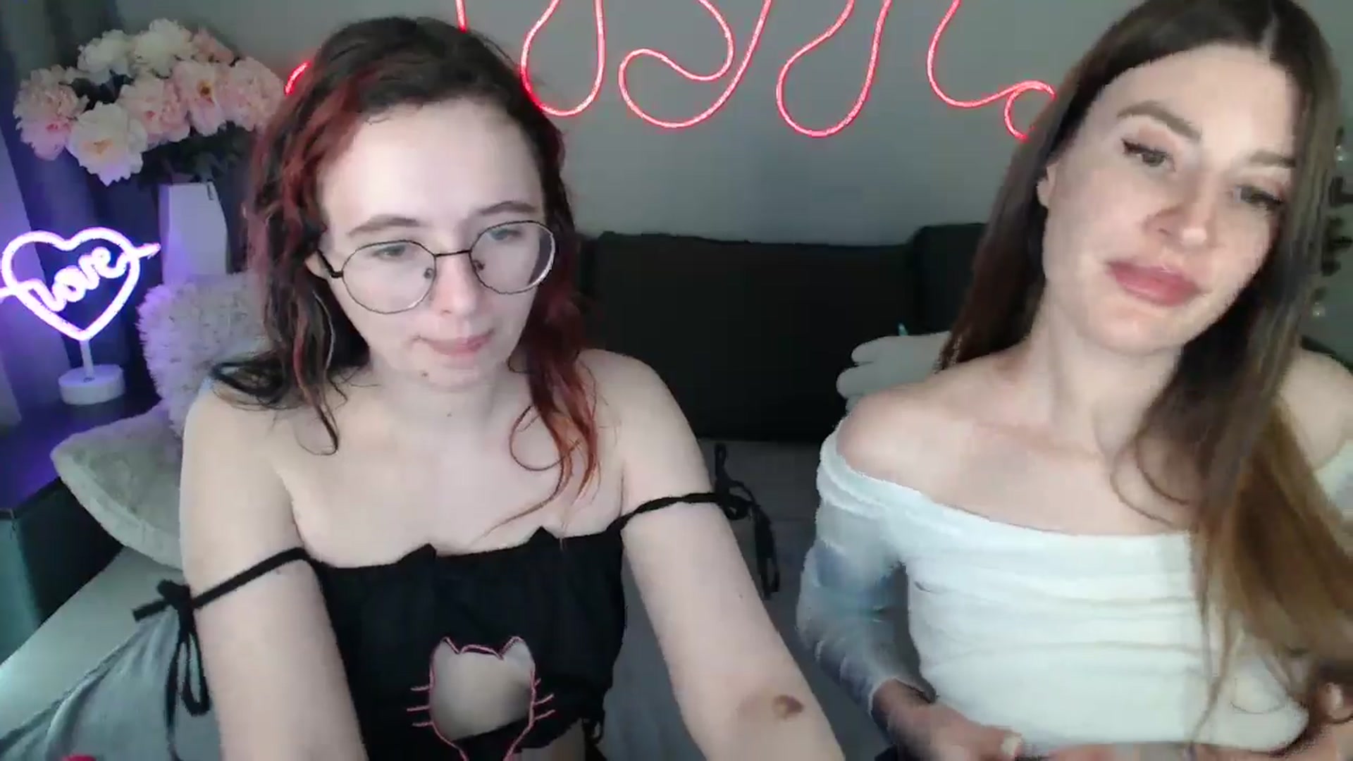 Gallery image thumbnail from Mini_Diva's myfreecams stream on, 03/31/2026, 12:50 image 11 of 20